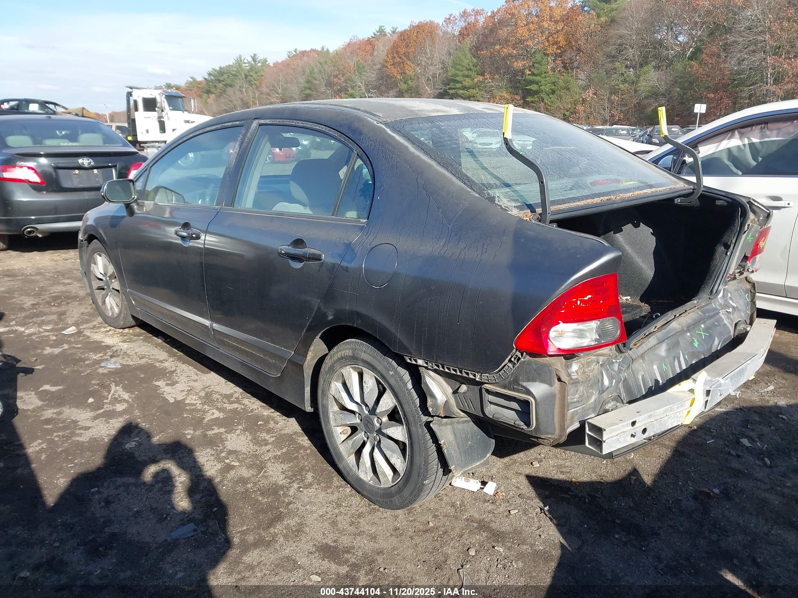 HONDA CIVIC image 3