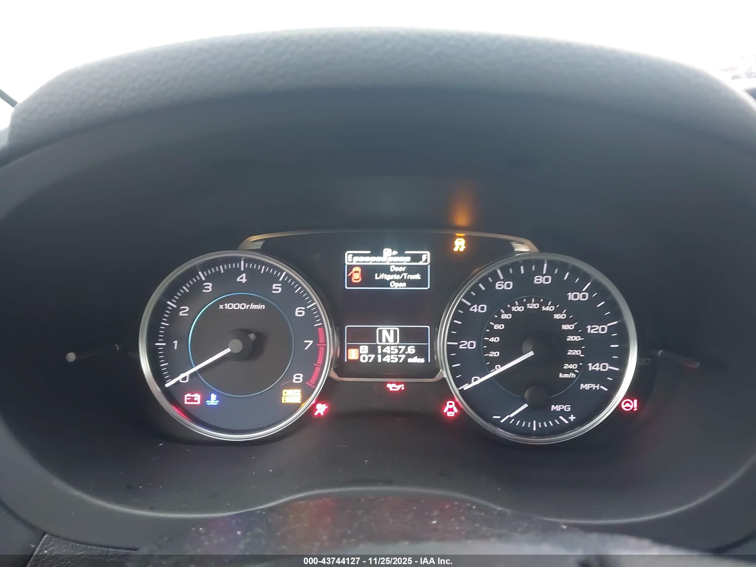 SUBARU CROSSTREK image 7