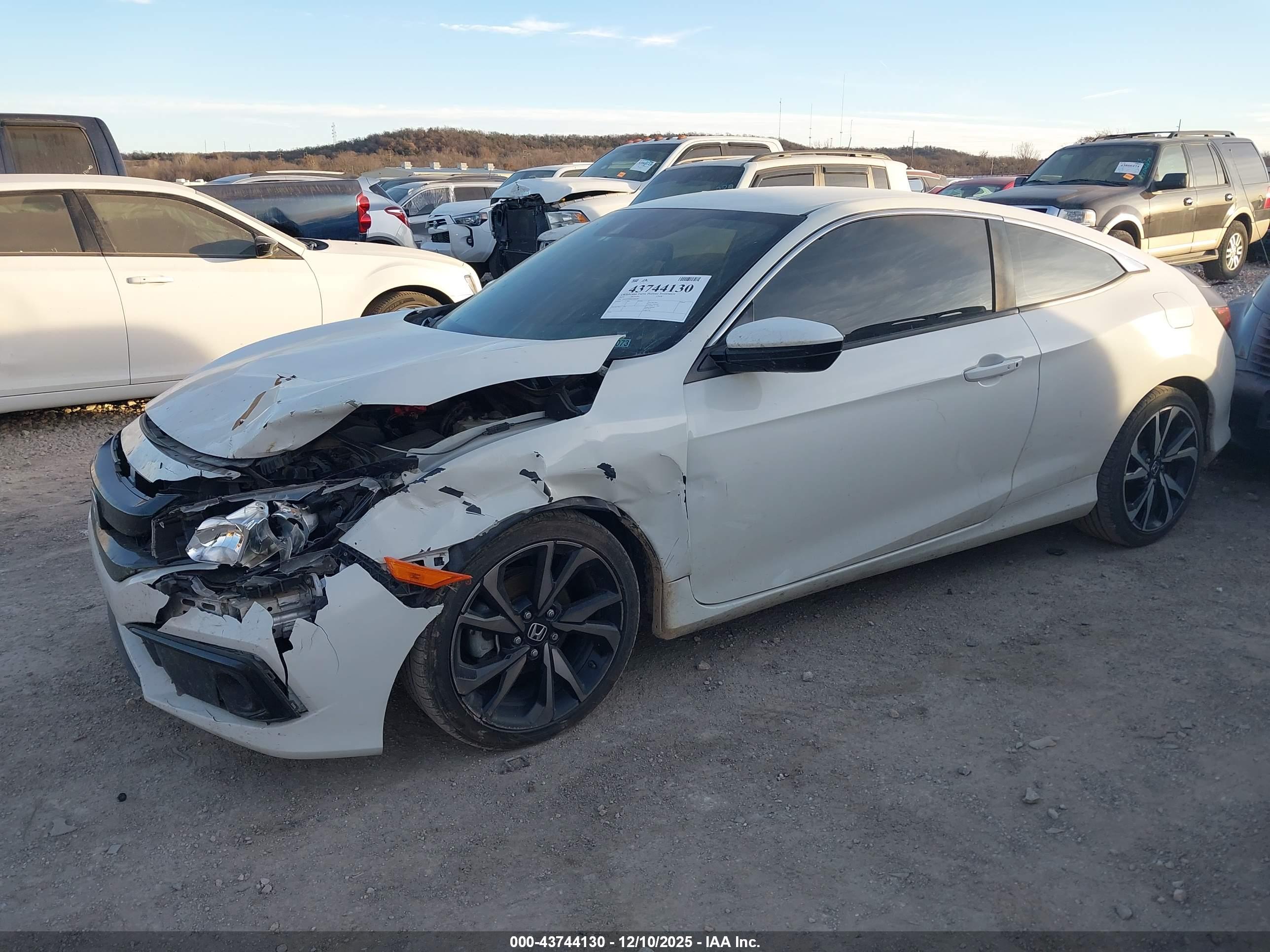 HONDA CIVIC image 2