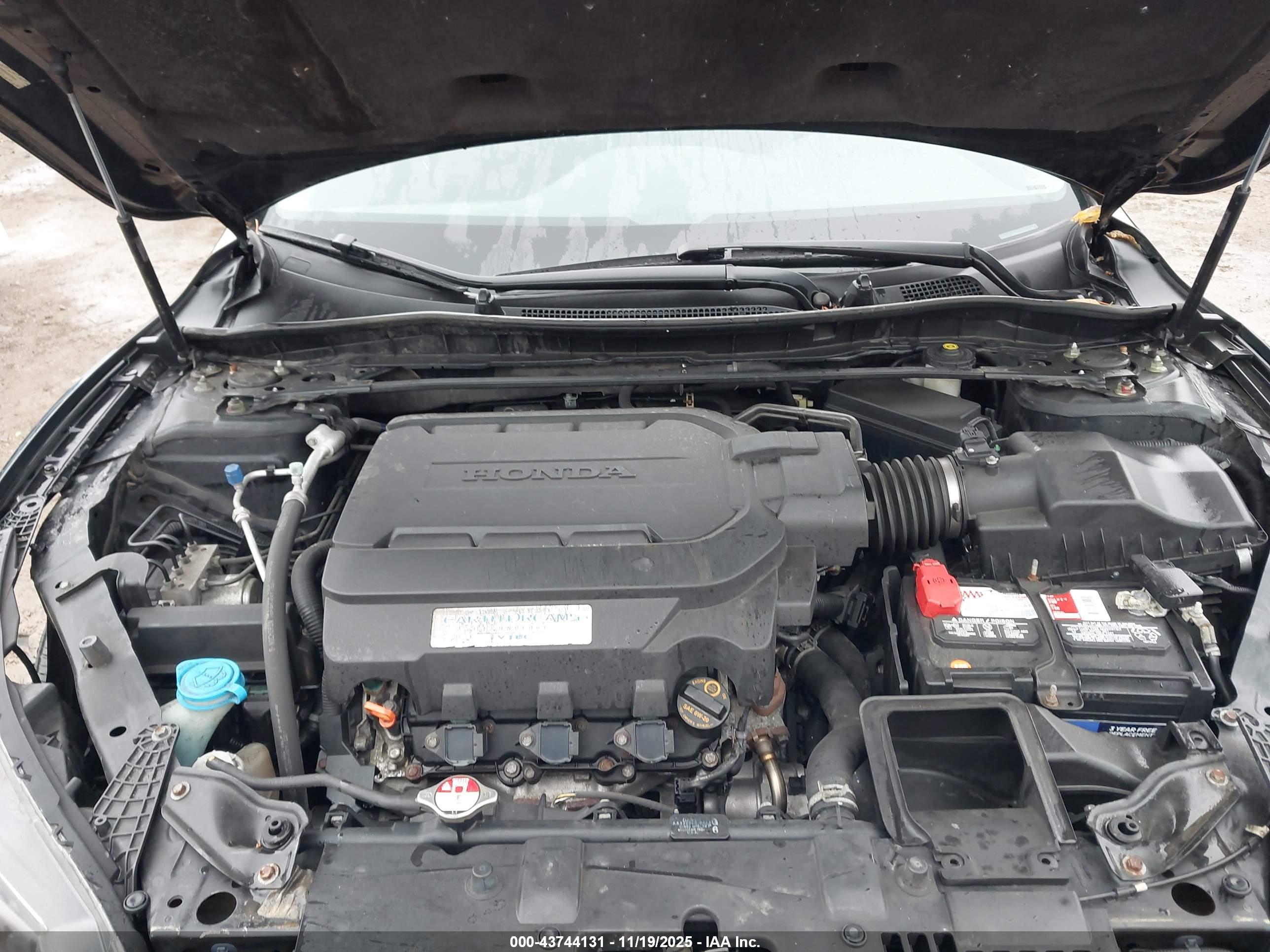 HONDA ACCORD image 10