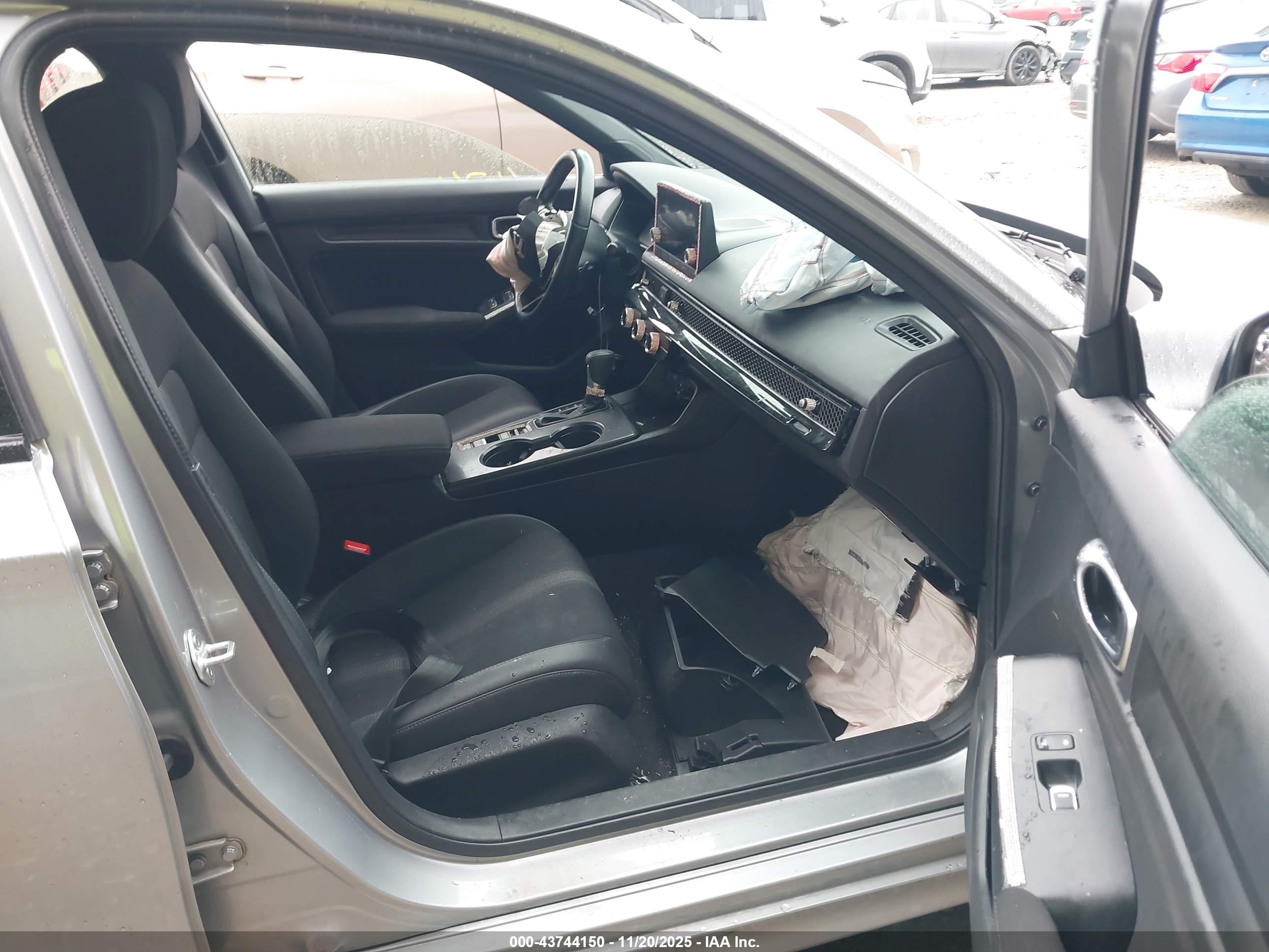 HONDA CIVIC image 5