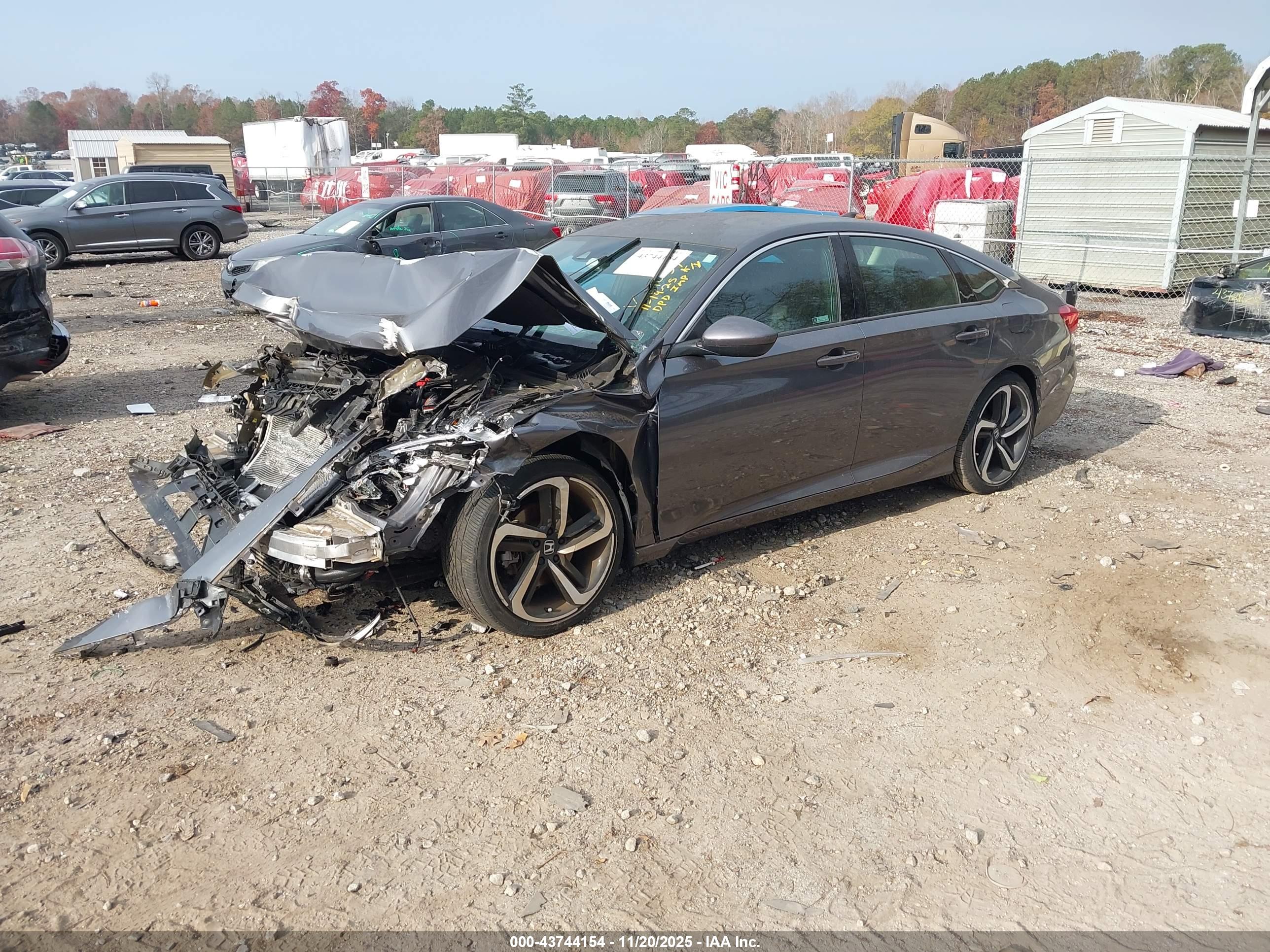 HONDA ACCORD image 2