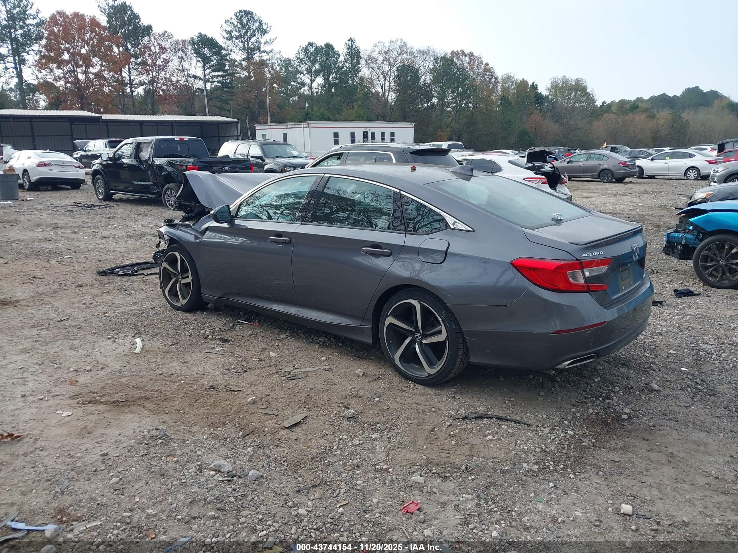 HONDA ACCORD image 3