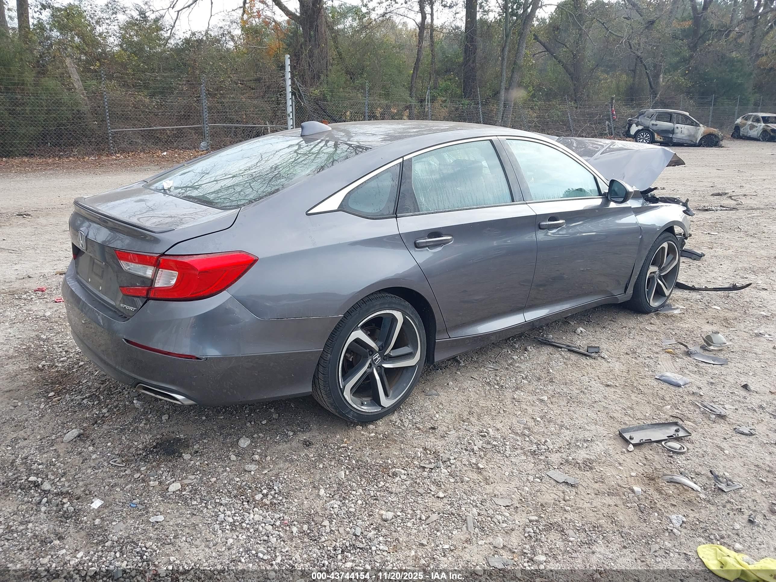 HONDA ACCORD image 4