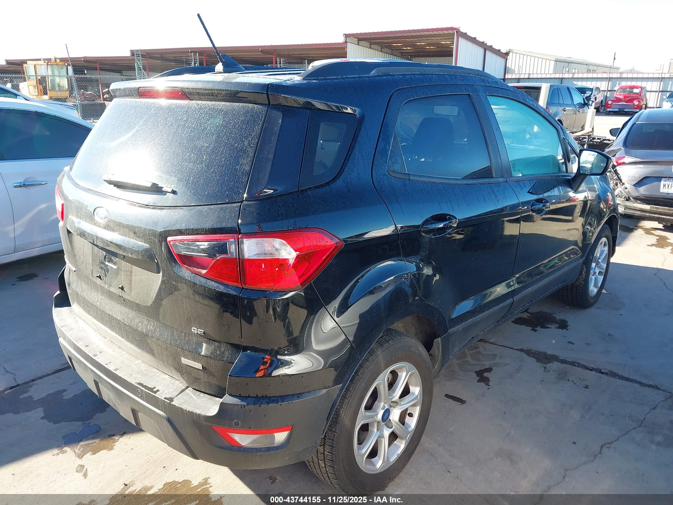 FORD ECOSPORT image 4