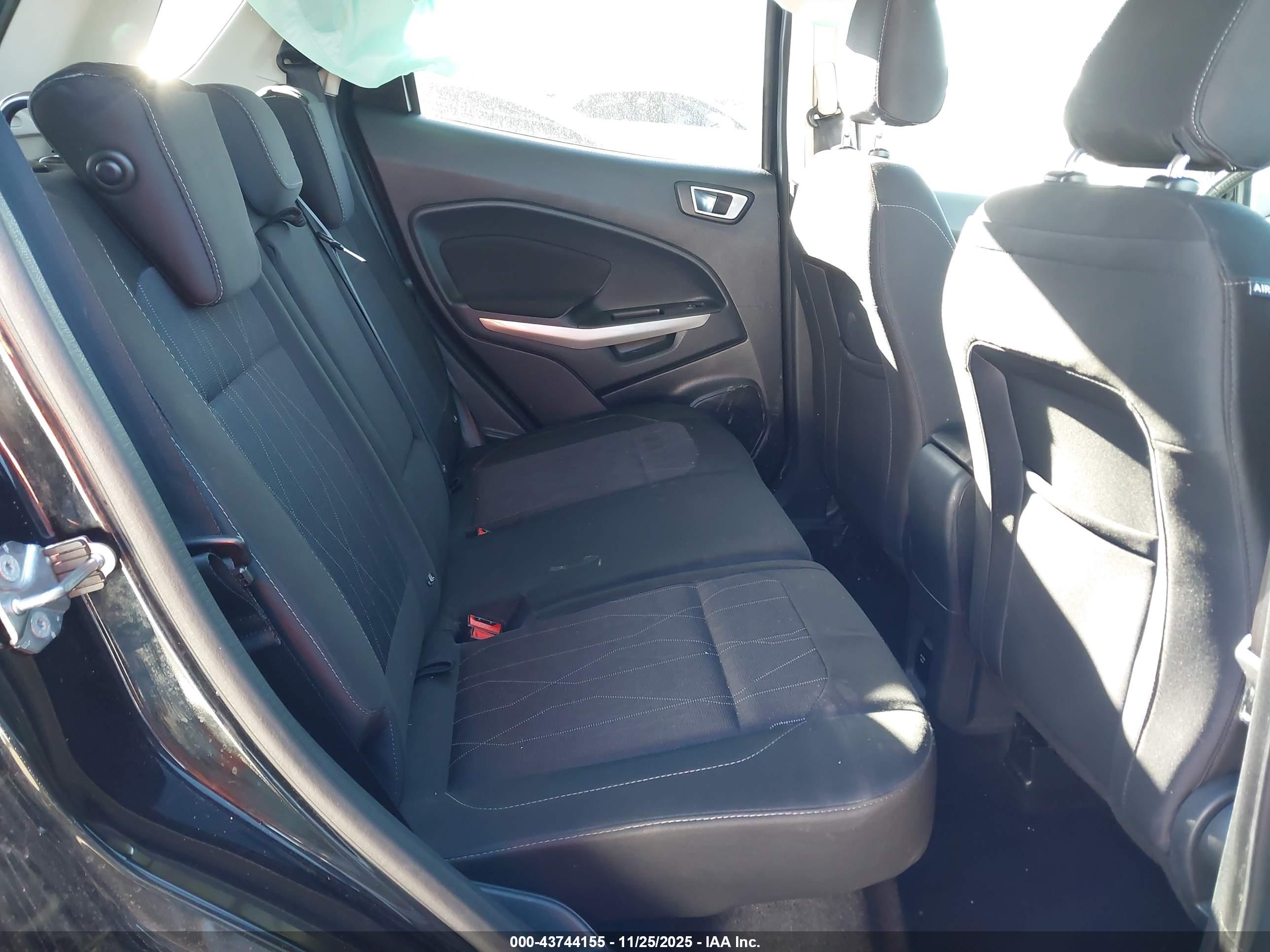 FORD ECOSPORT image 8