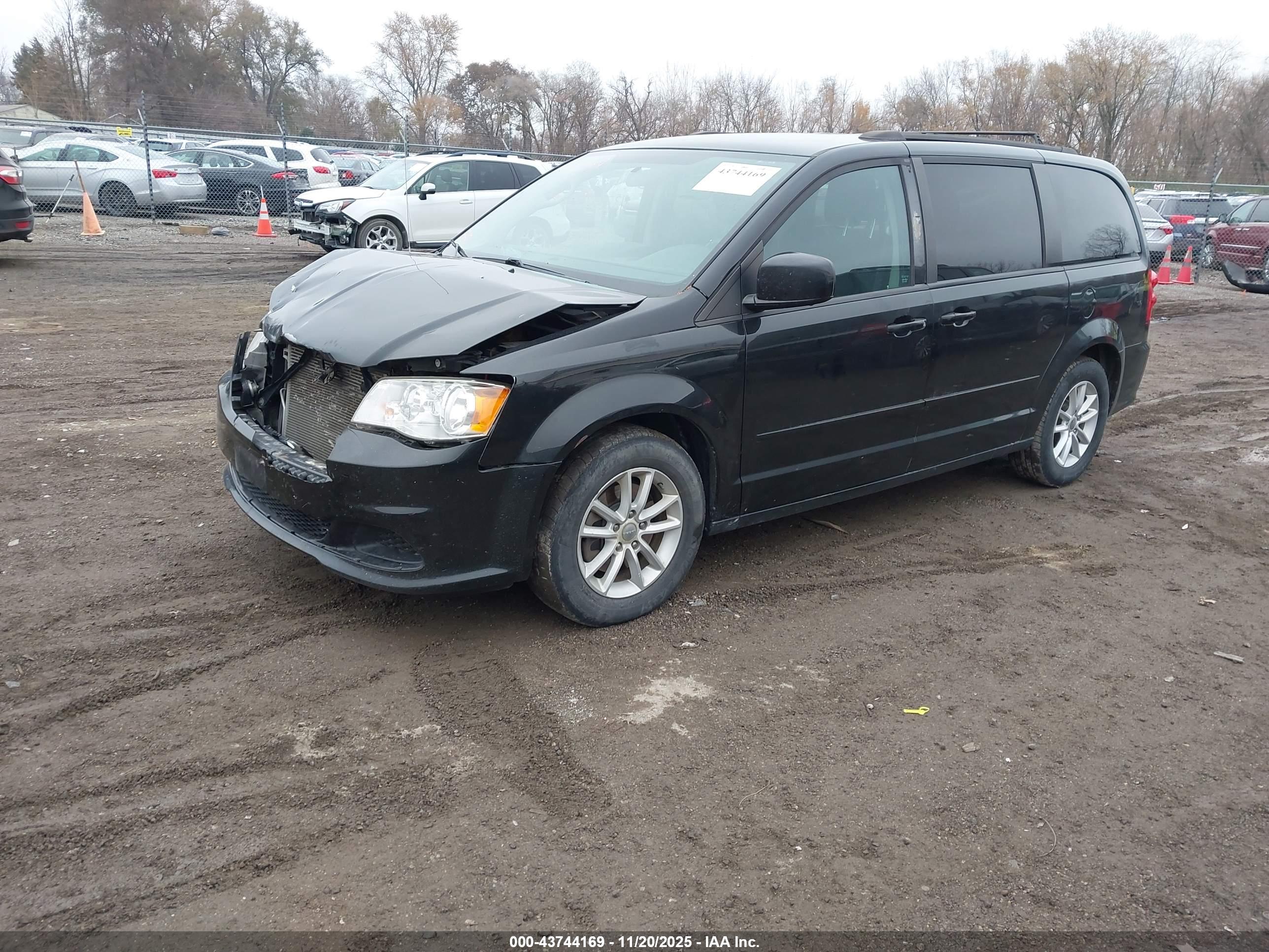 DODGE GRAND image 2