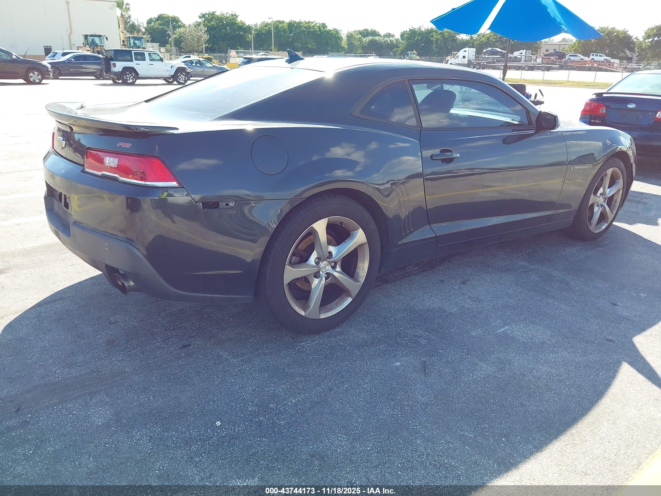 CHEVROLET CAMARO image 4