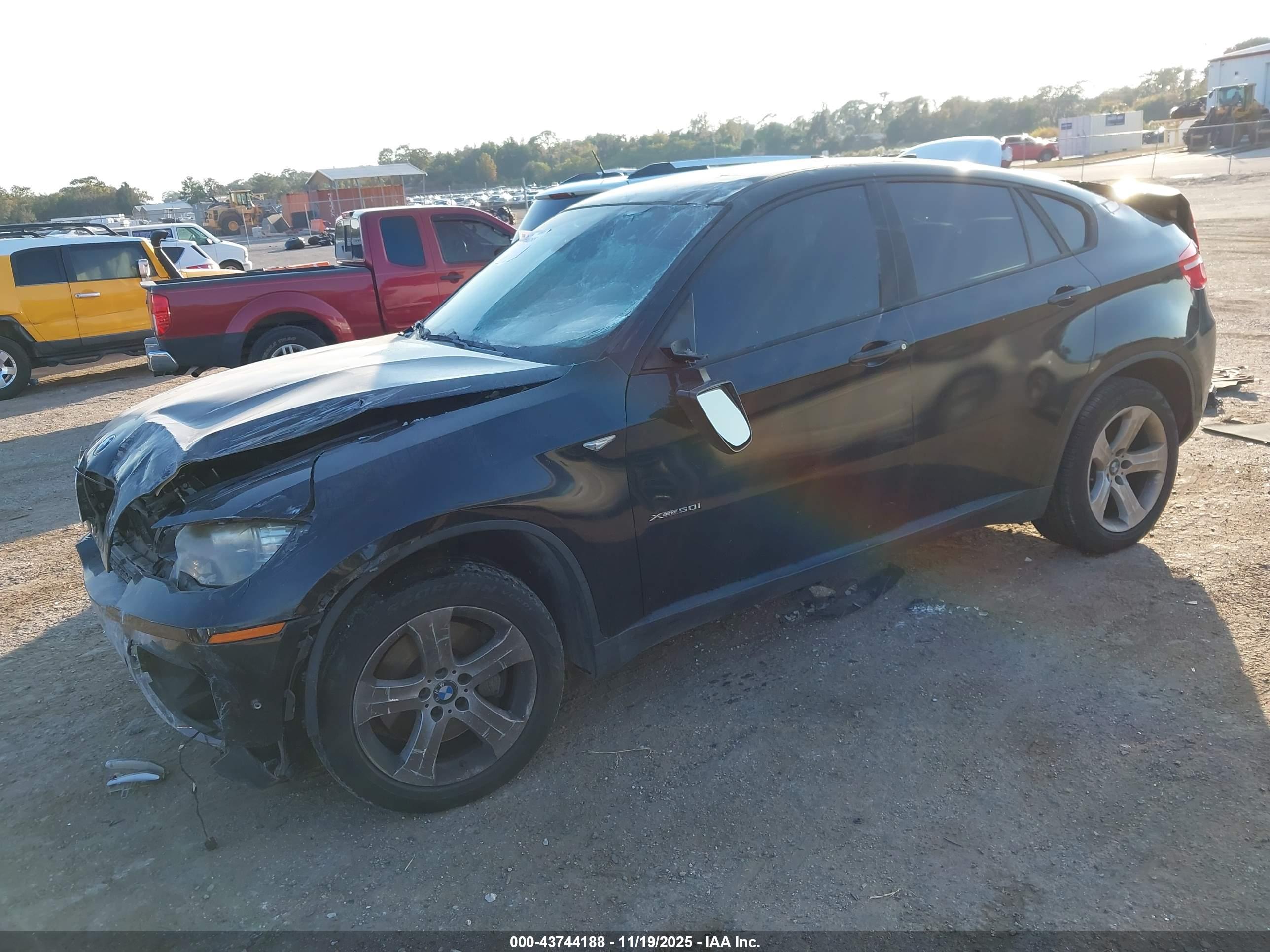 BMW X6 image 2
