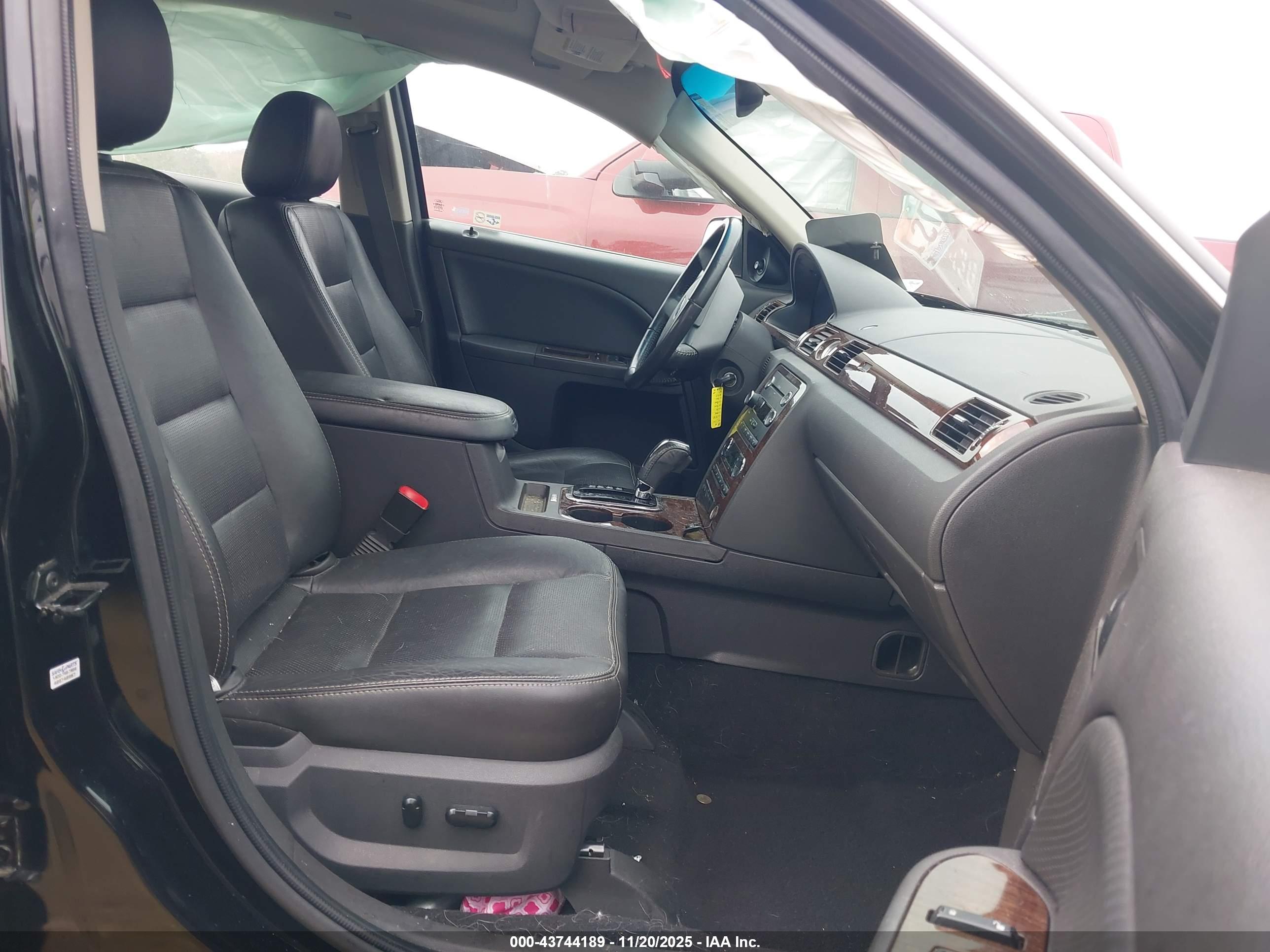FORD TAURUS image 5