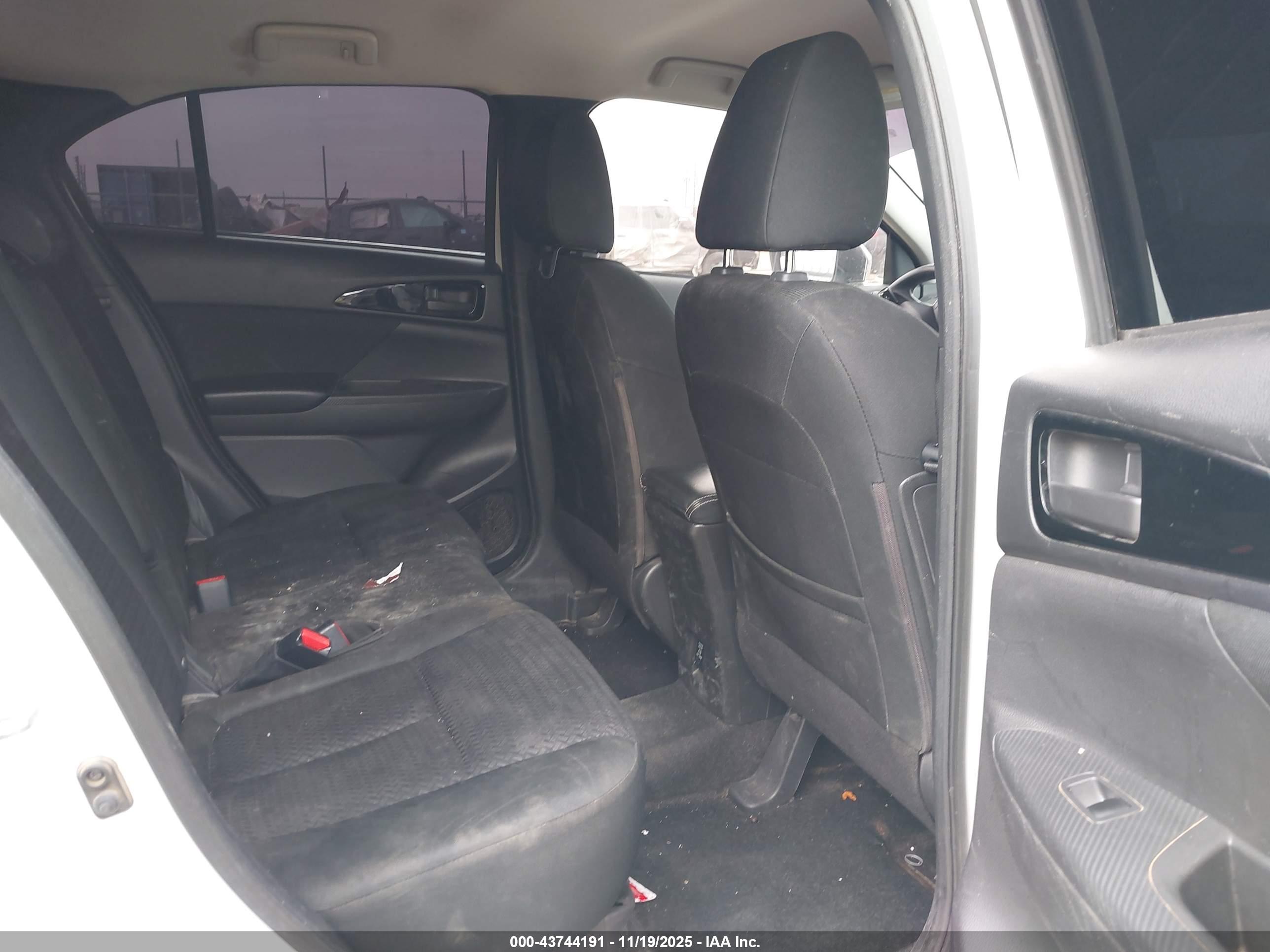 MITSUBISHI ECLIPSE image 8