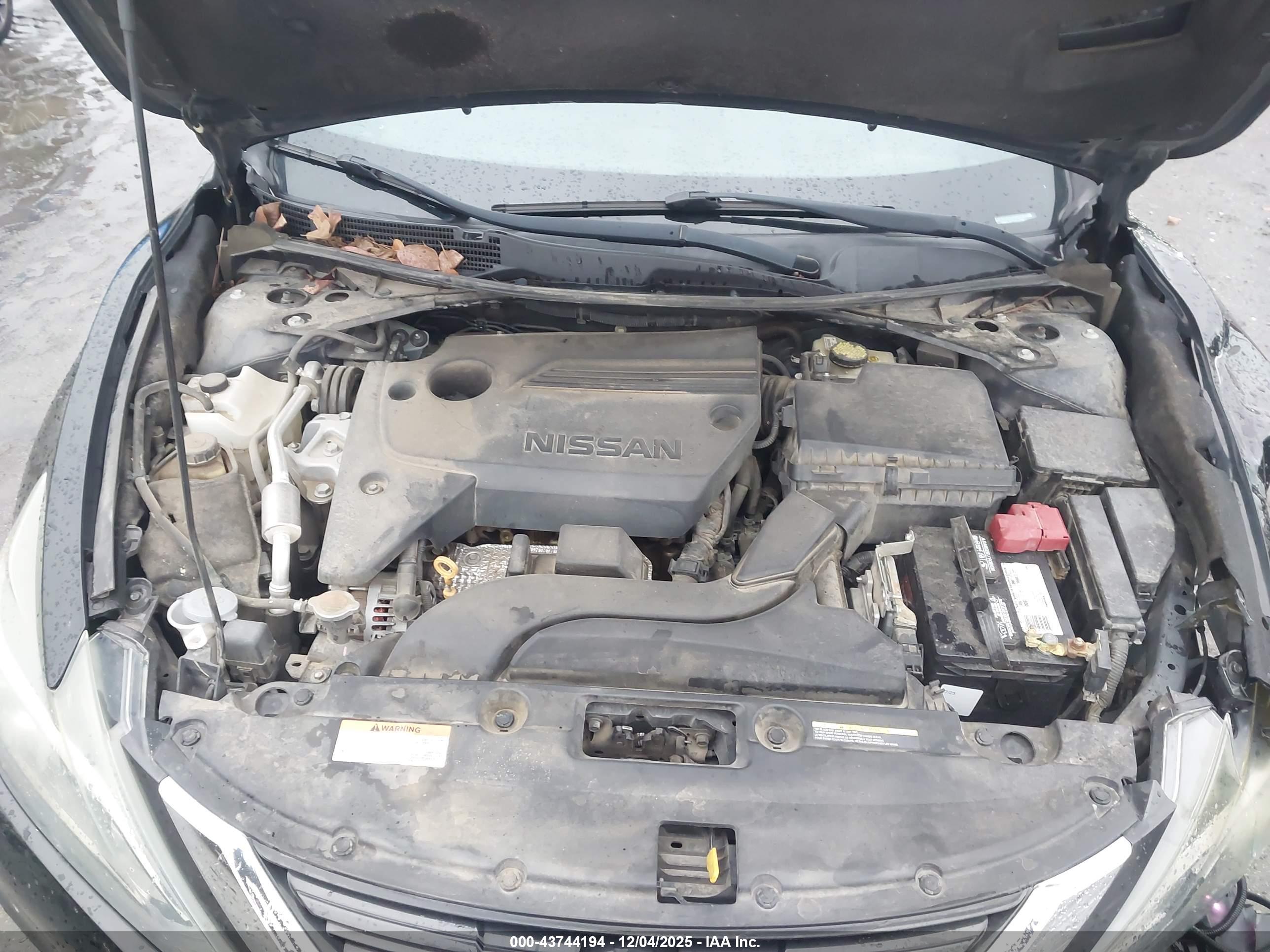 NISSAN ALTIMA image 10