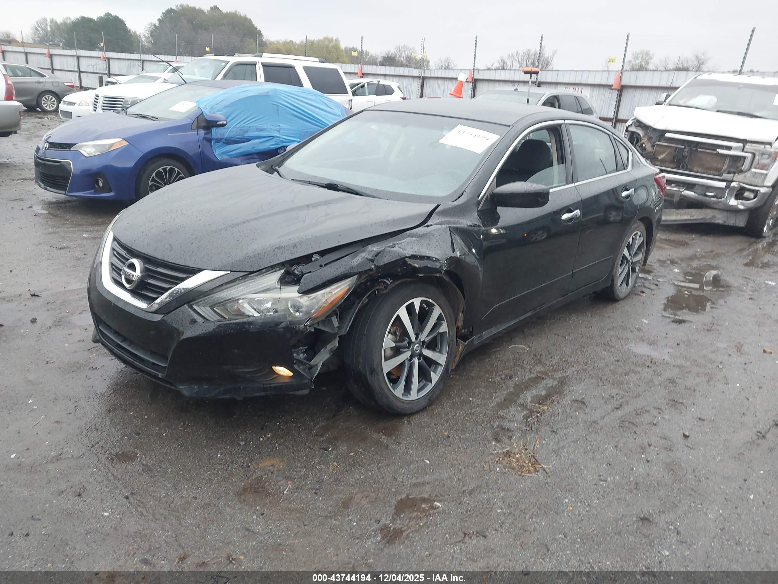 NISSAN ALTIMA image 2