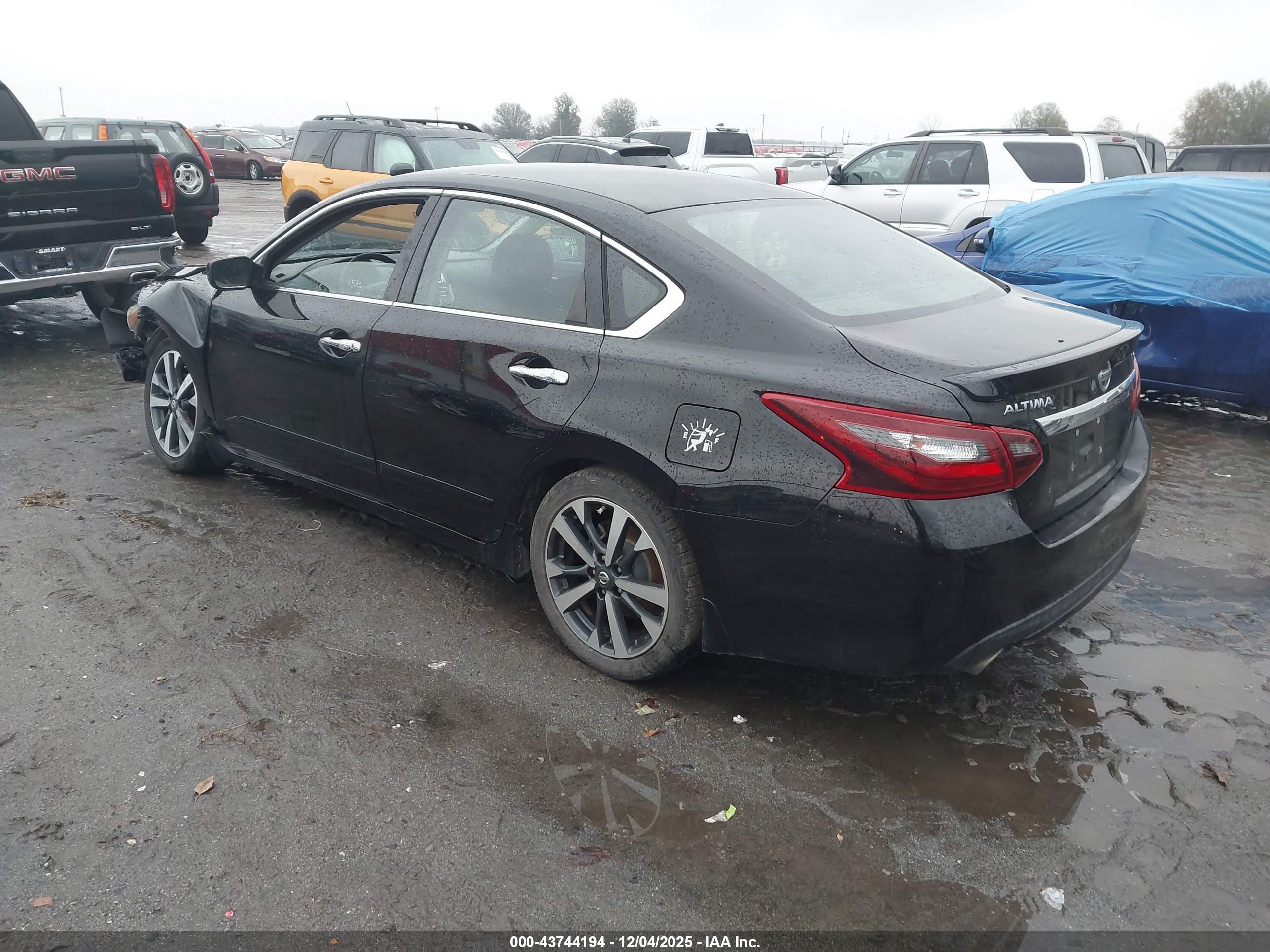 NISSAN ALTIMA image 3