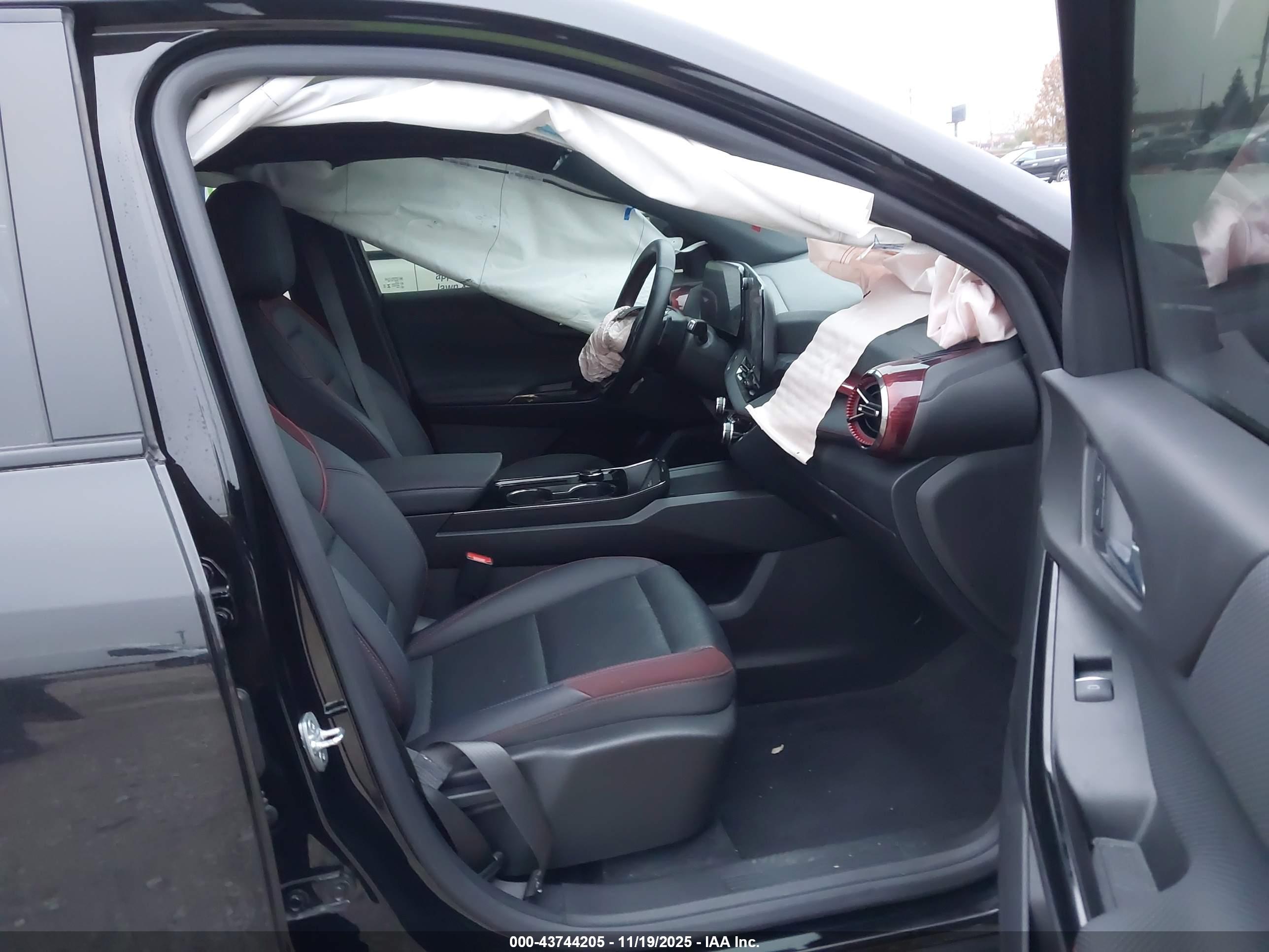 CHEVROLET EQUINOX image 5