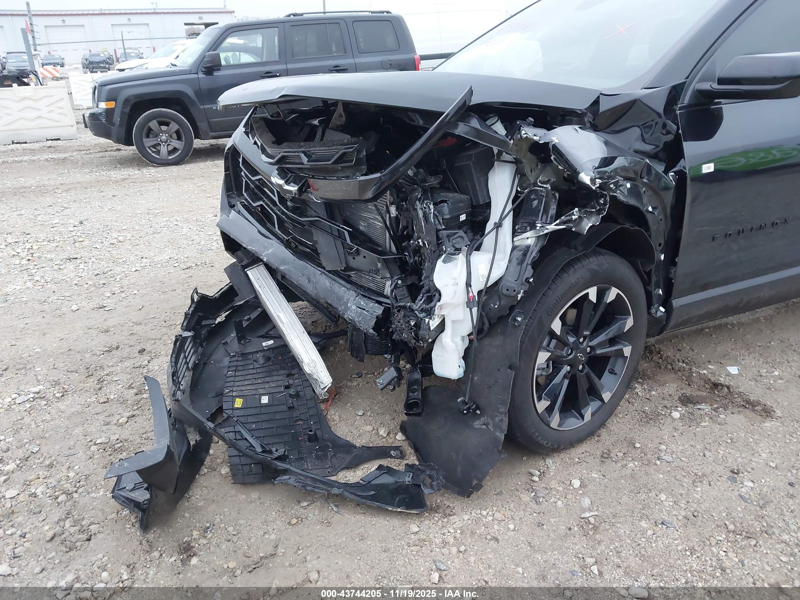 CHEVROLET EQUINOX image 6