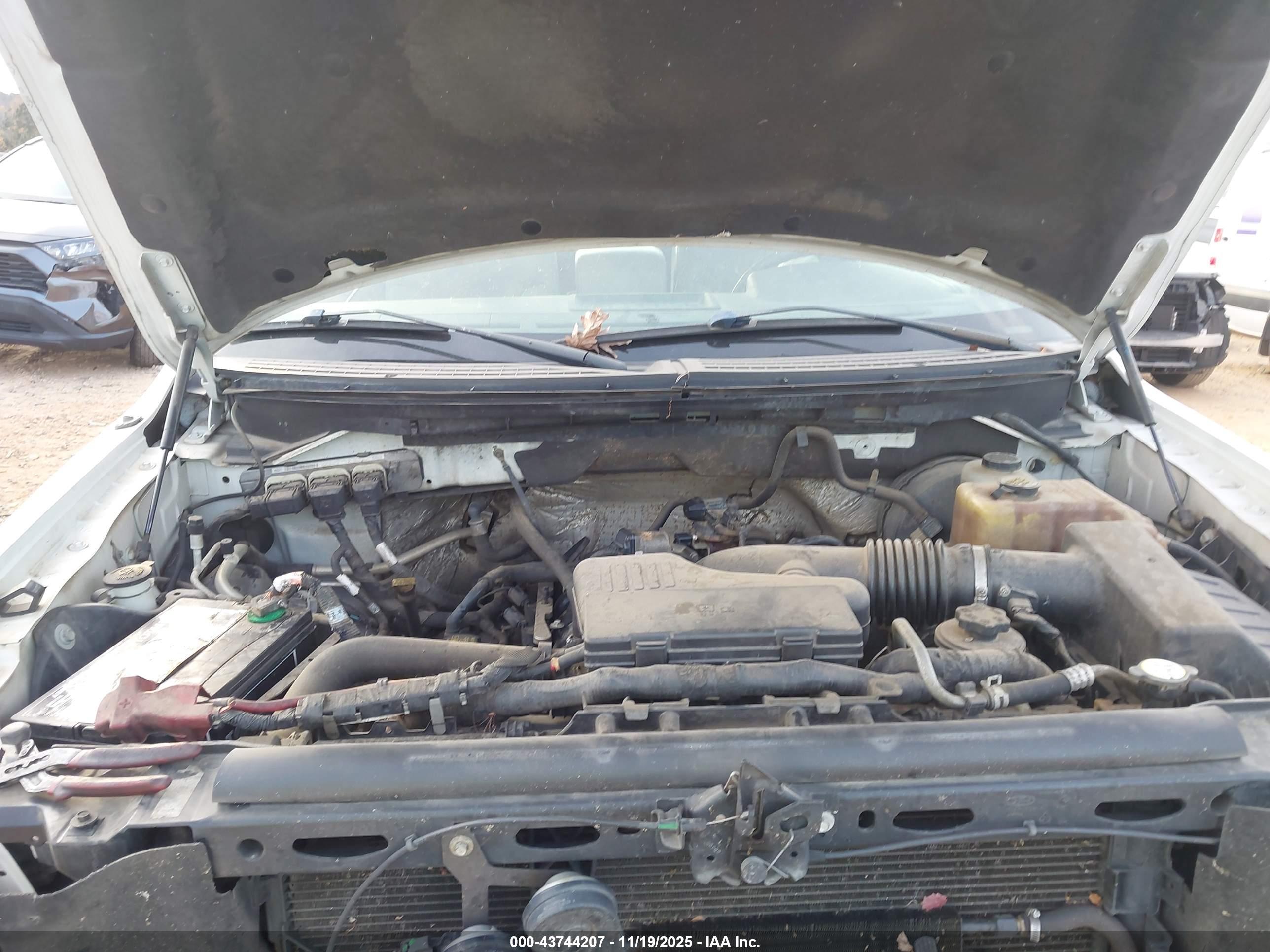FORD F-150 image 10