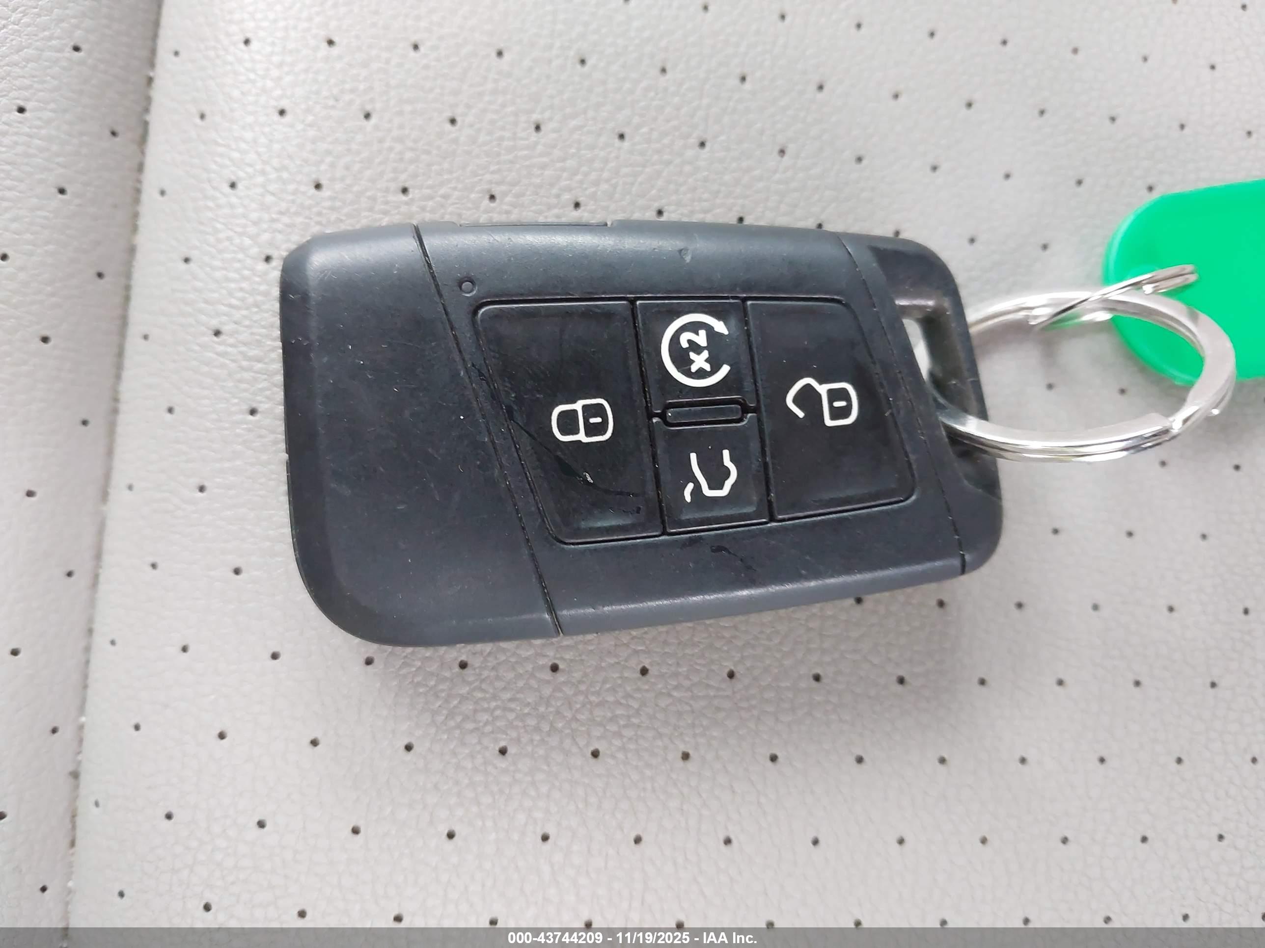 VOLKSWAGEN ATLAS image 11