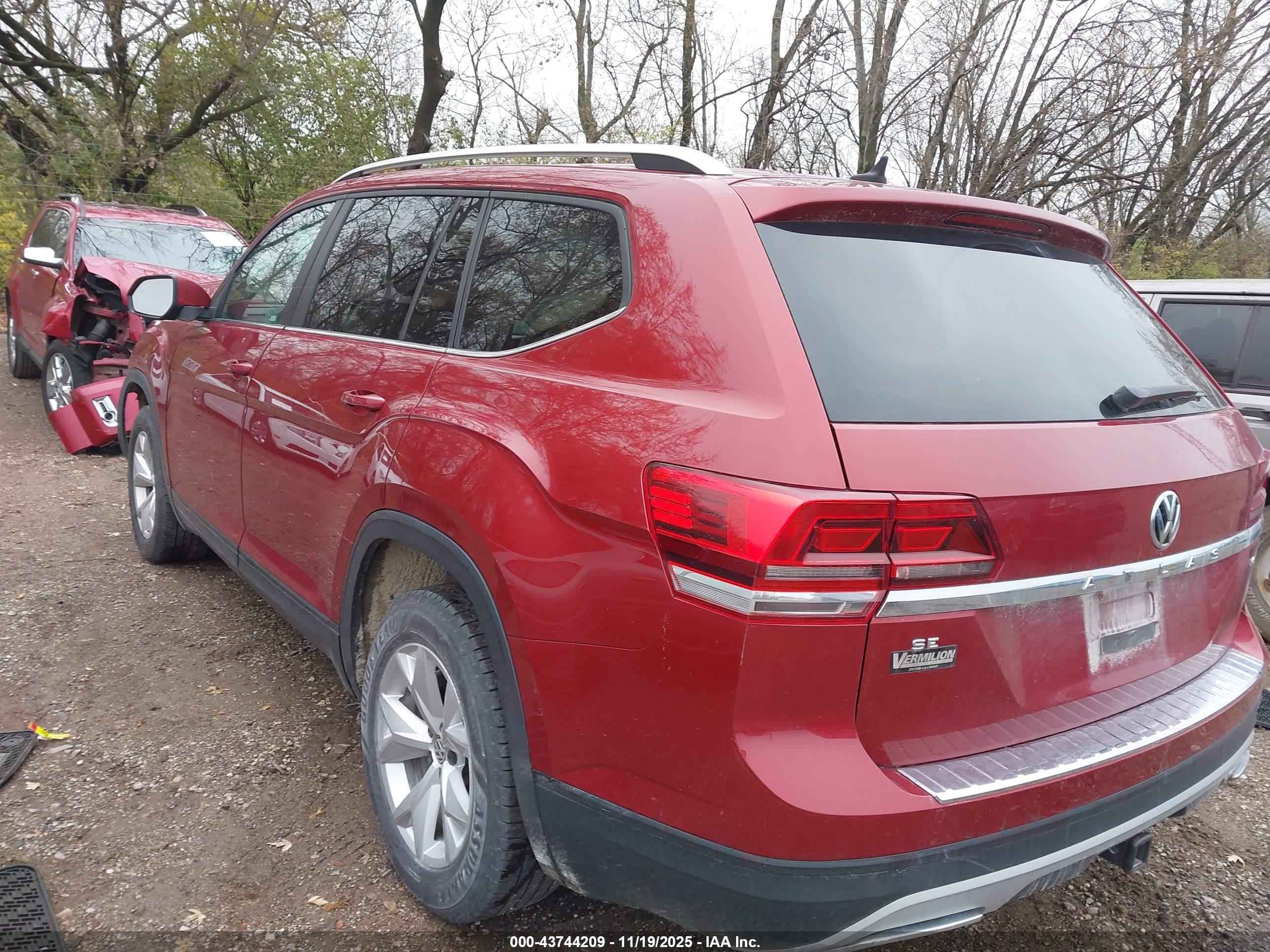 VOLKSWAGEN ATLAS image 3