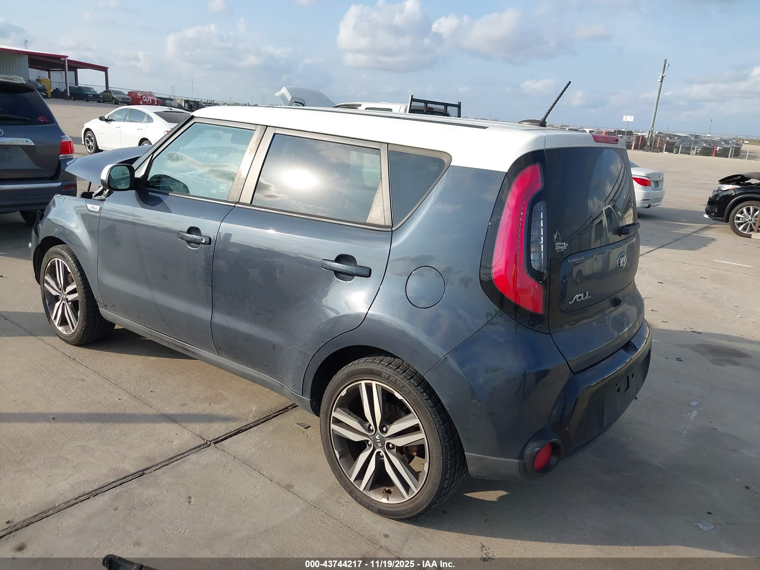 KIA SOUL image 3