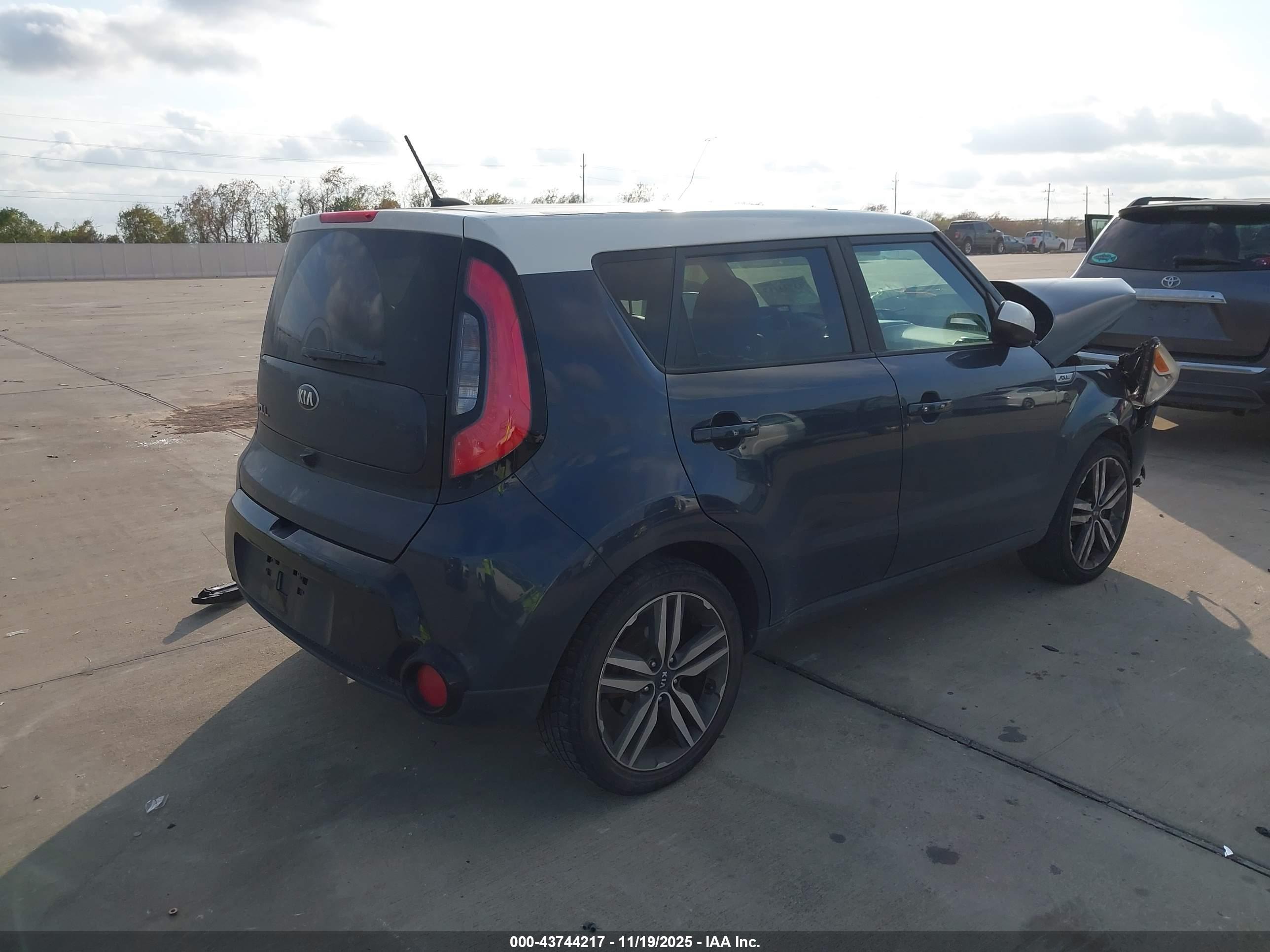 KIA SOUL image 4