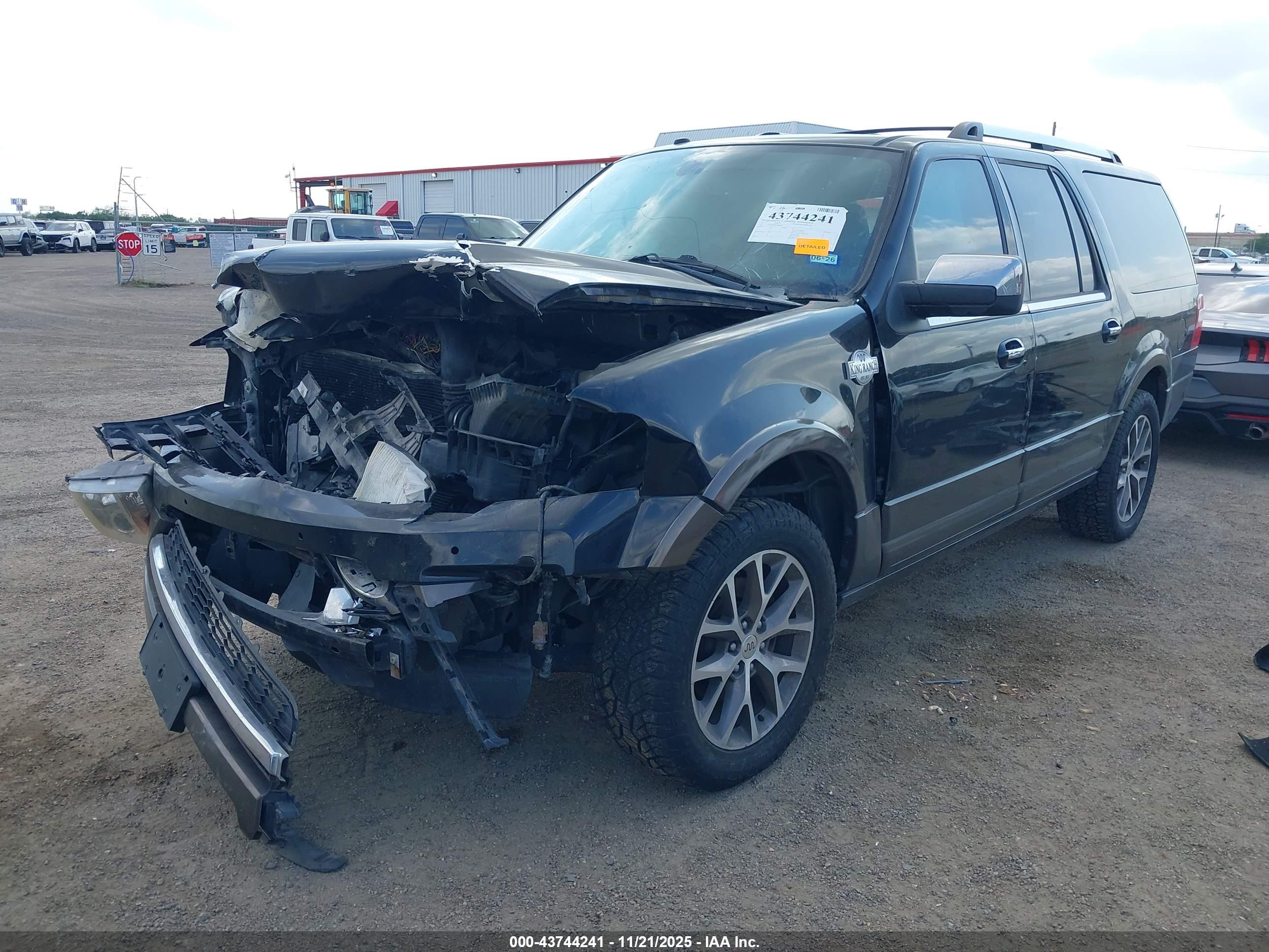 FORD EXPEDITION image 2