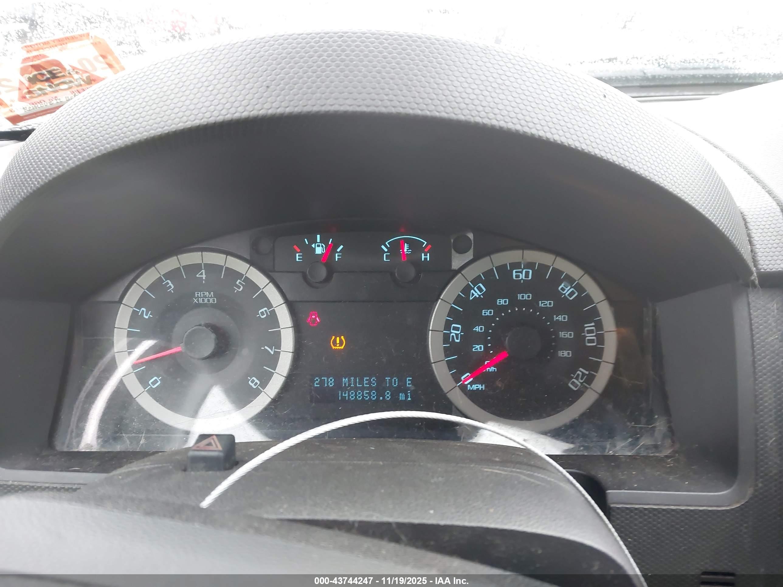 FORD ESCAPE image 7