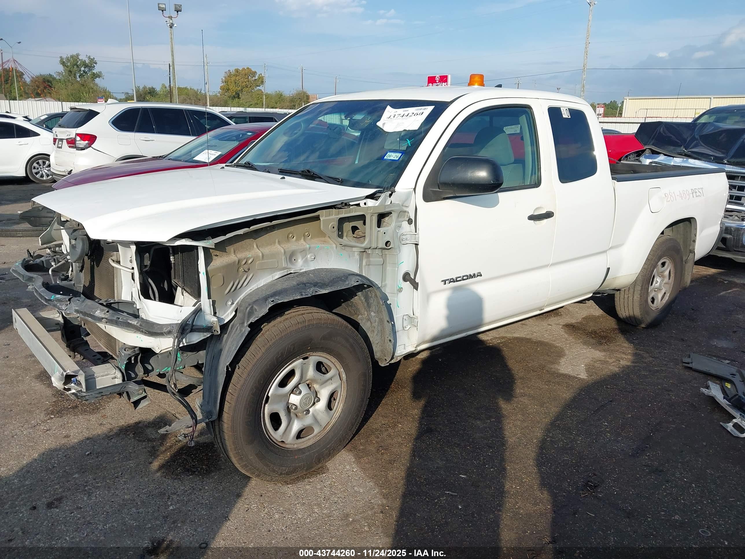 TOYOTA TACOMA image 2