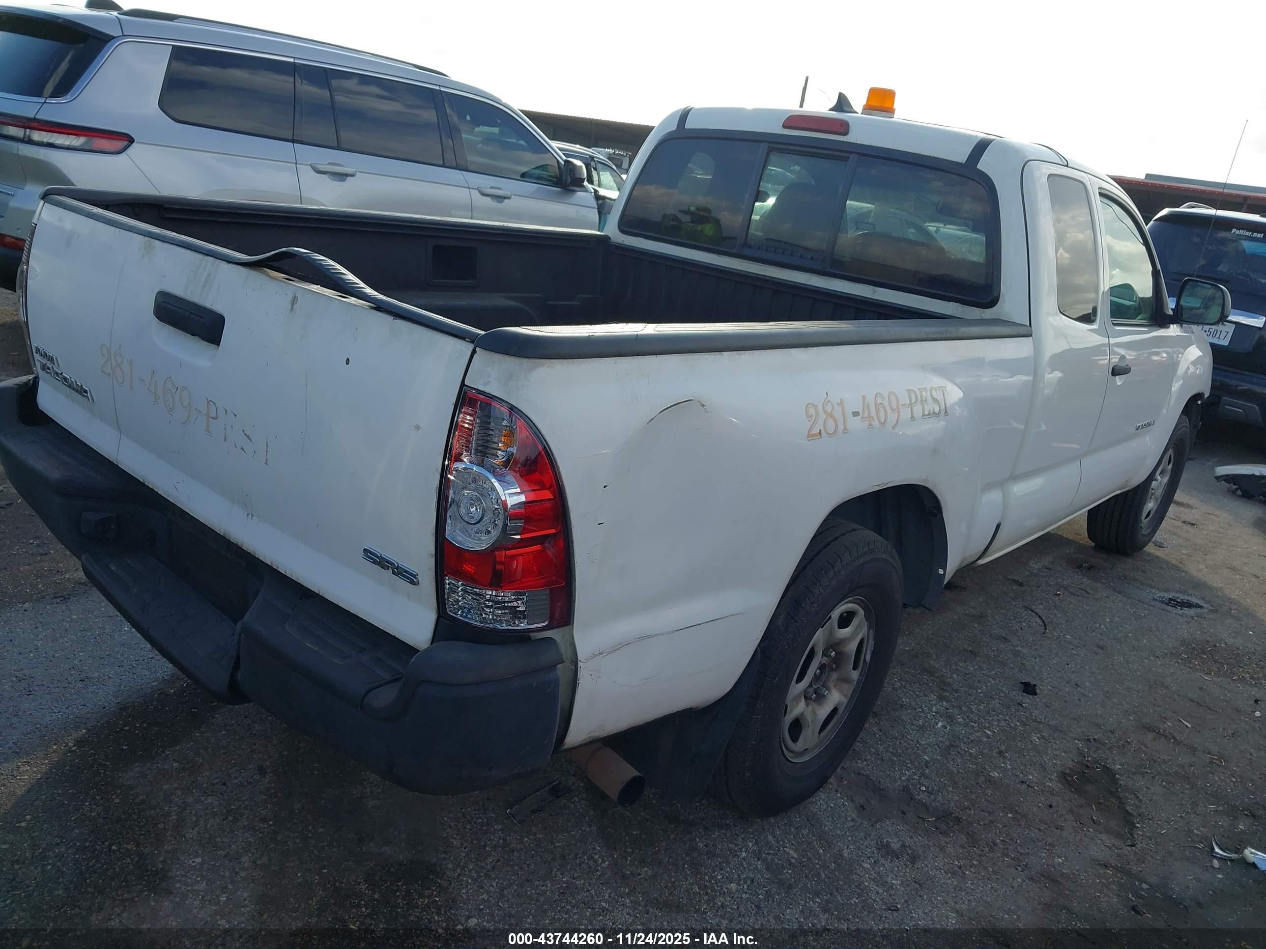 TOYOTA TACOMA image 4