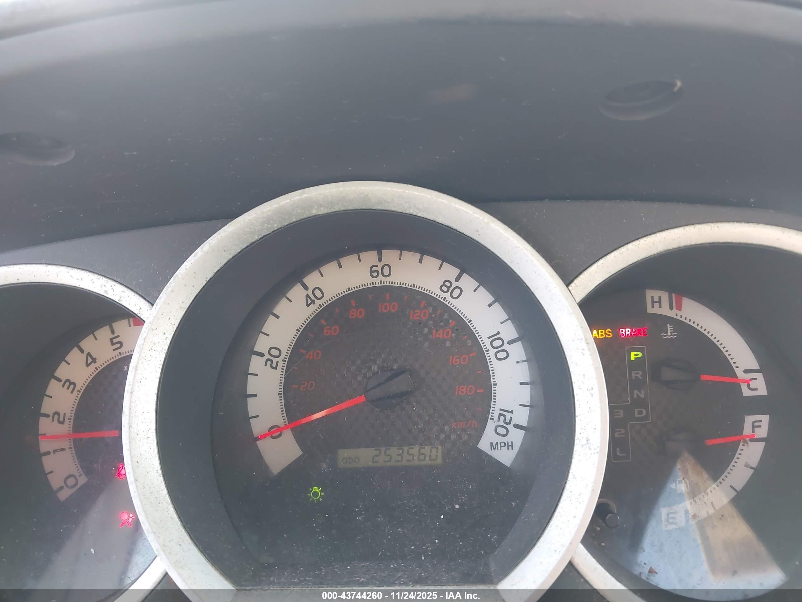 TOYOTA TACOMA image 7