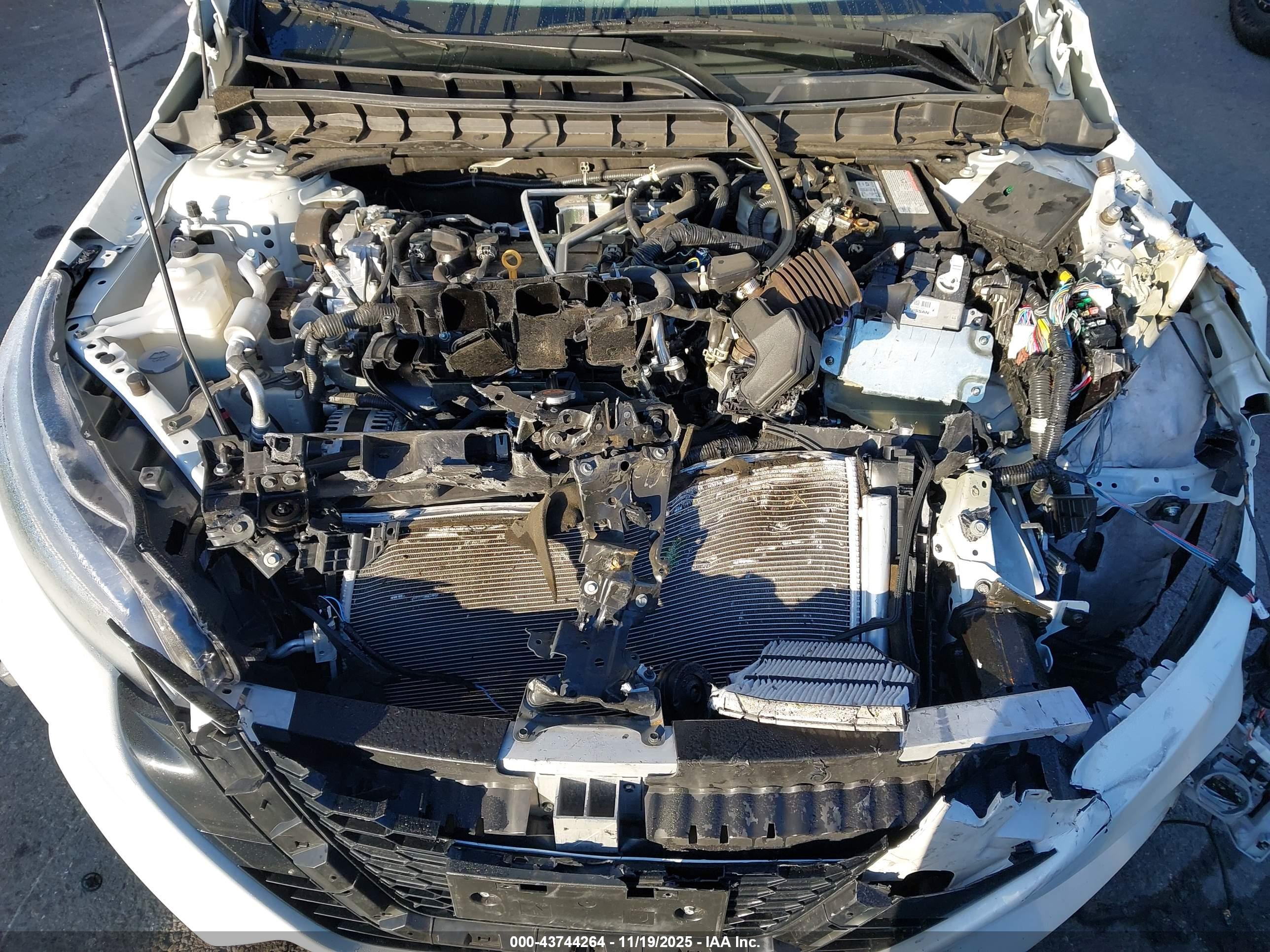 NISSAN ALTIMA image 10