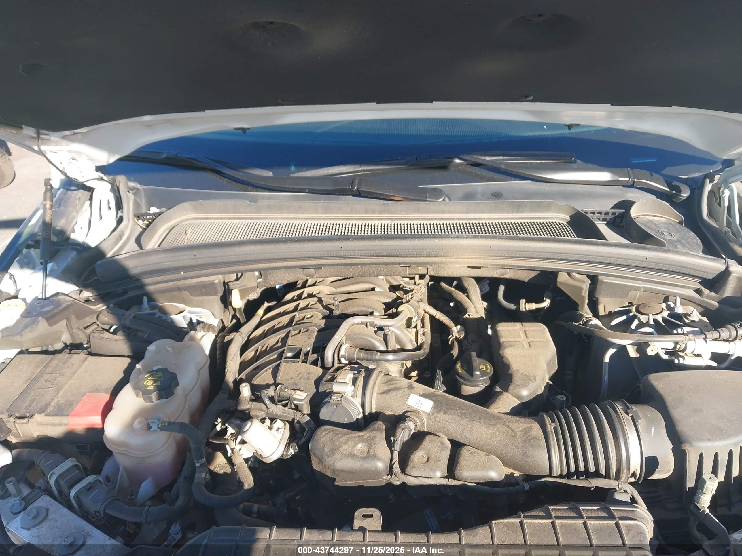 JEEP GRAND image 10