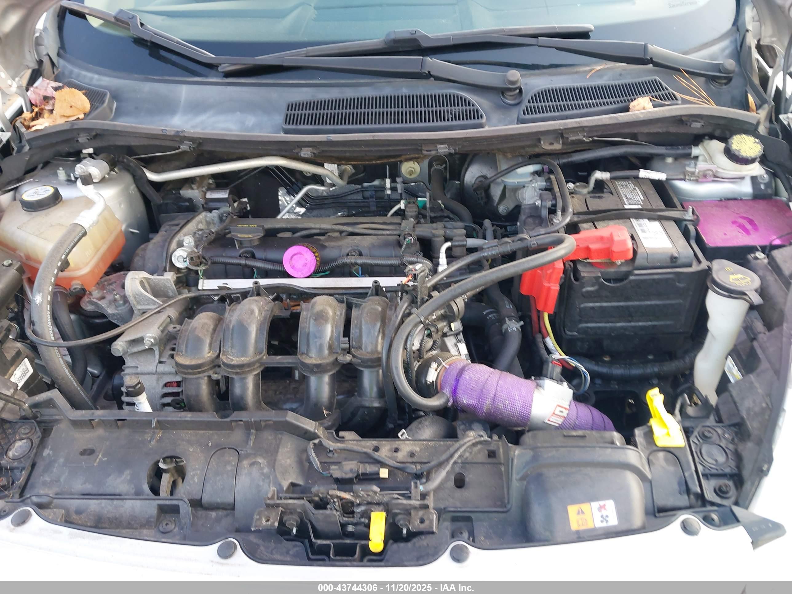 FORD FIESTA image 10