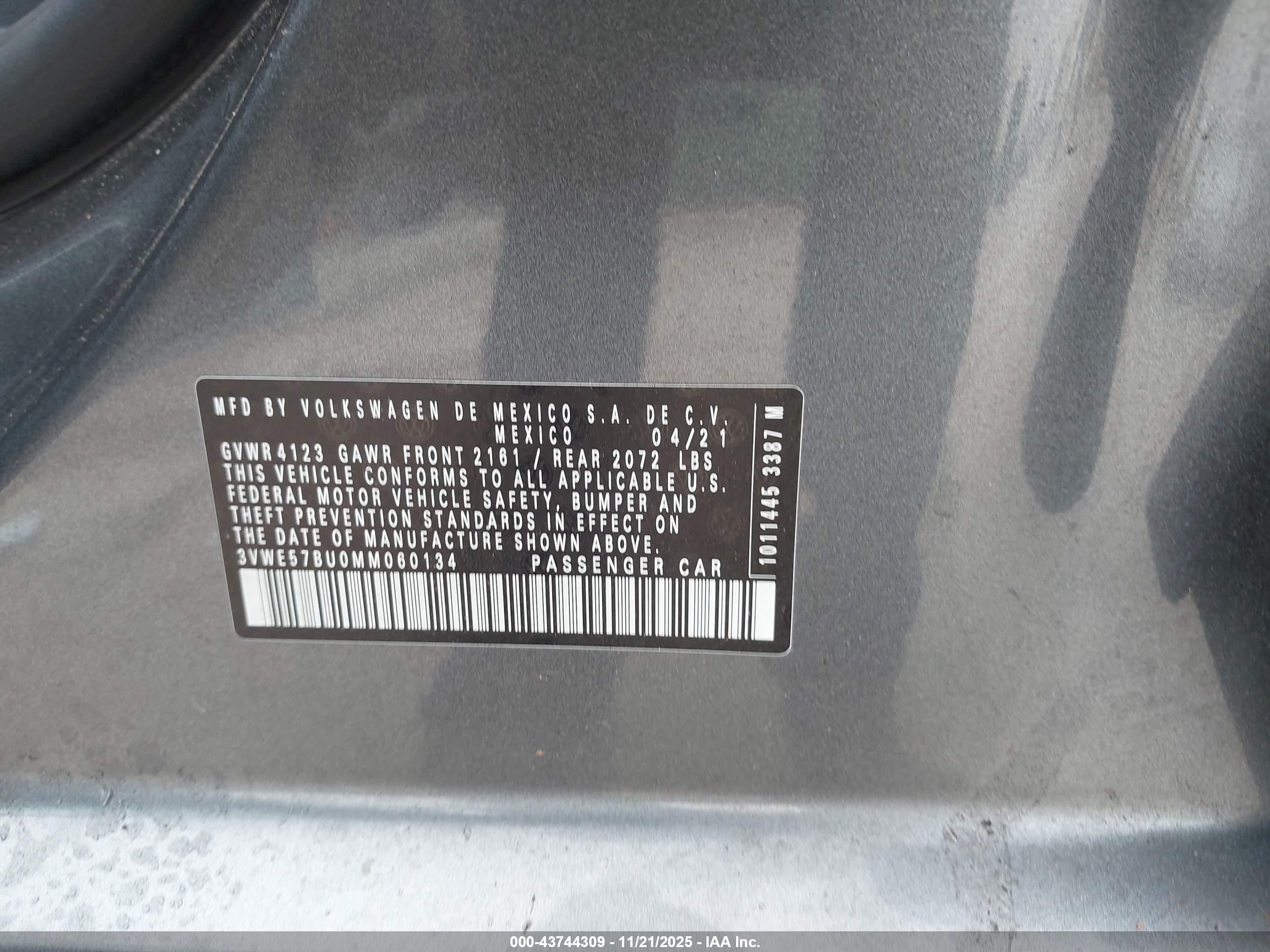 VOLKSWAGEN JETTA image 9