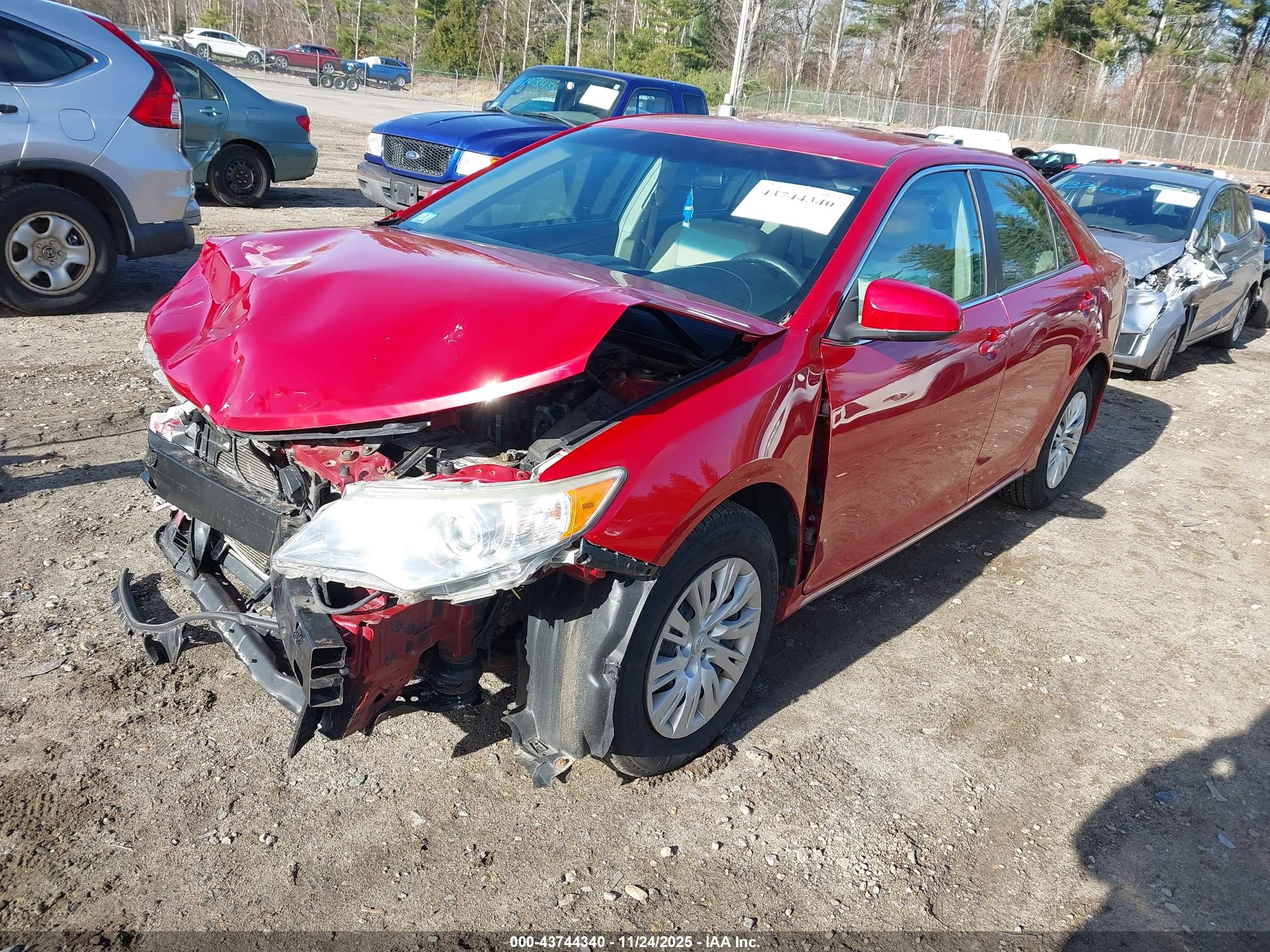 TOYOTA CAMRY image 2