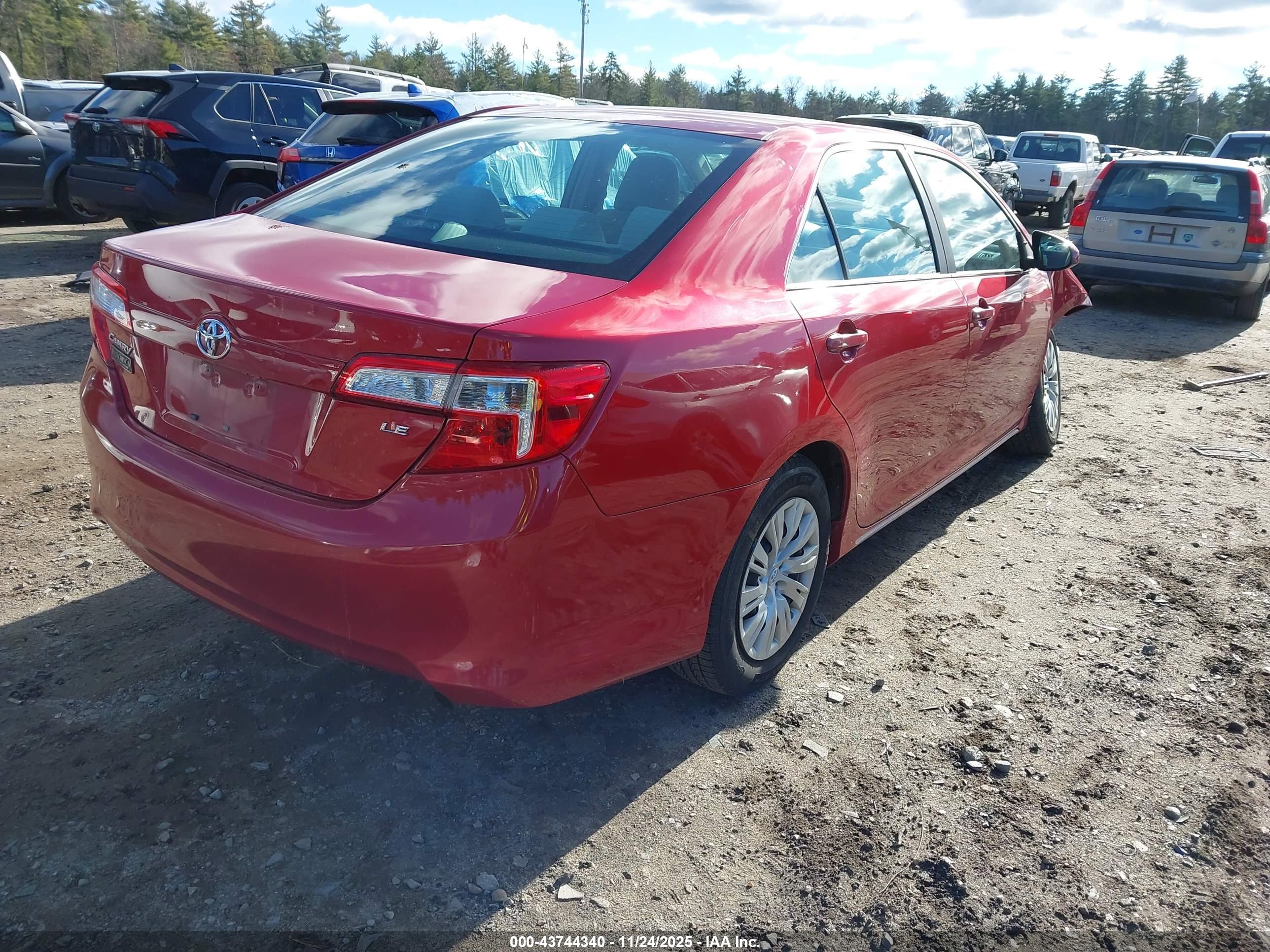 TOYOTA CAMRY image 4