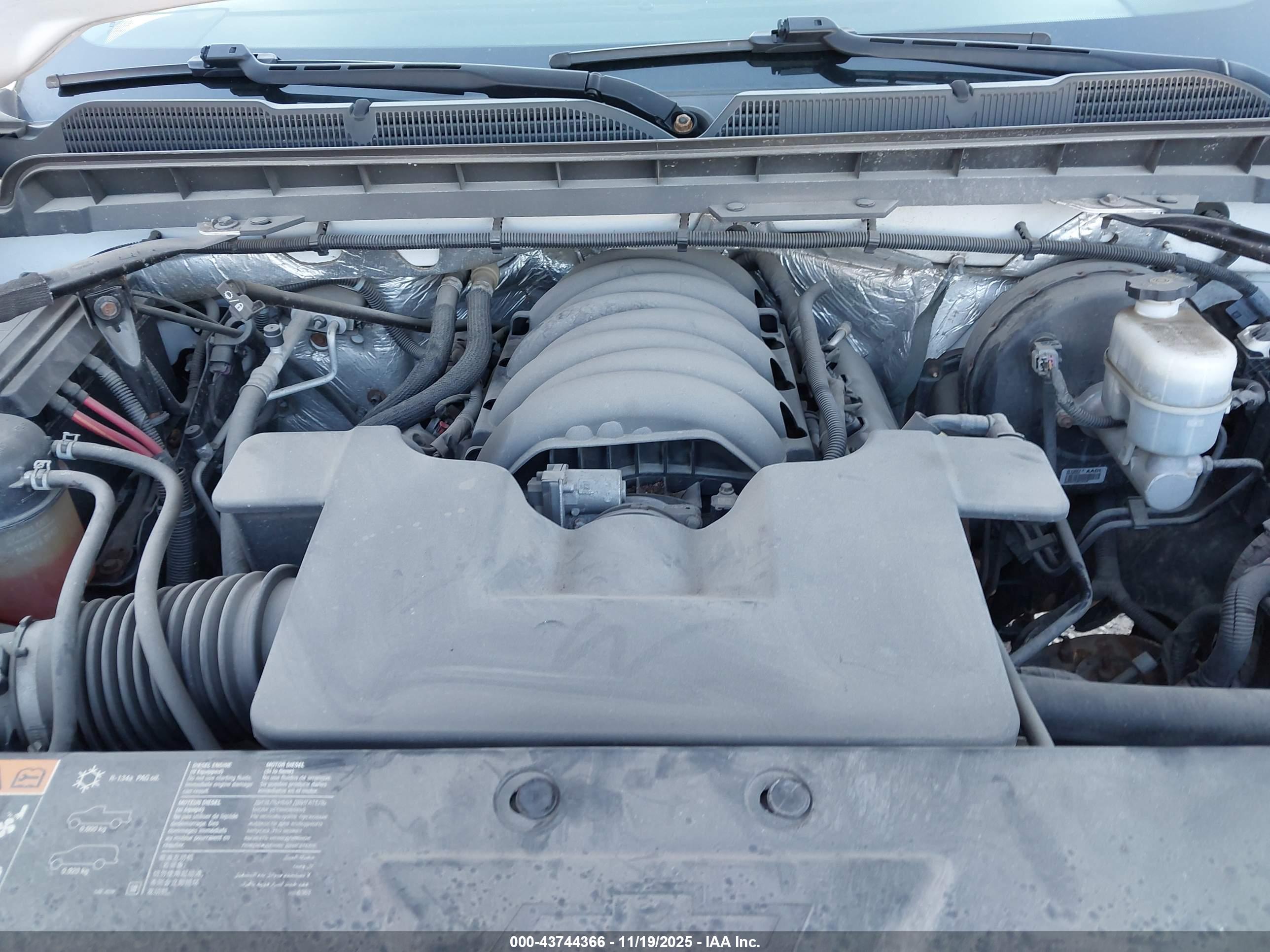 CHEVROLET SILVERADO image 10