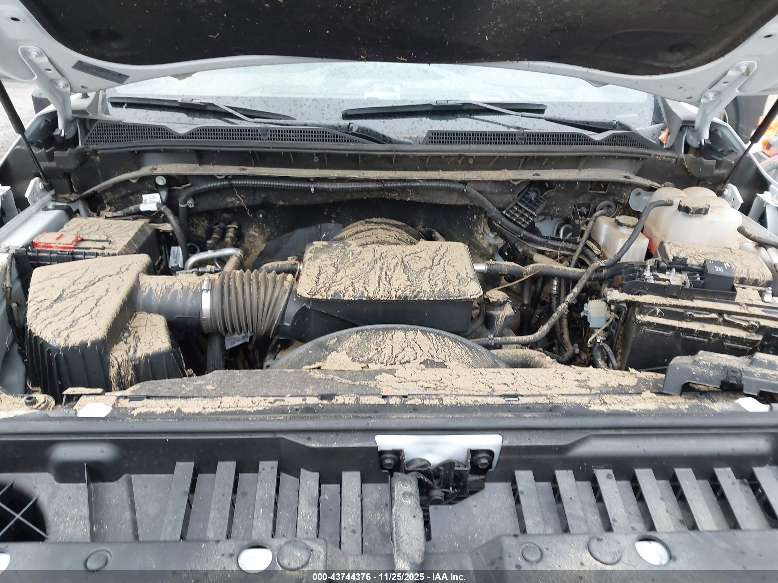 GMC SIERRA image 10