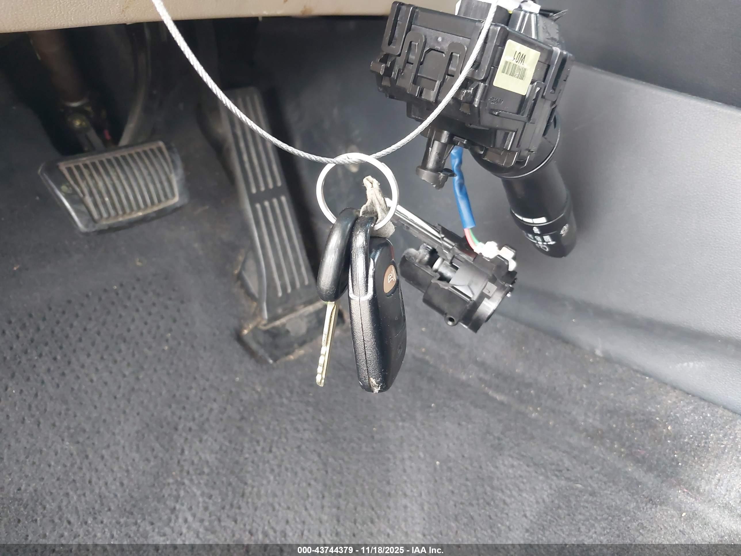 HYUNDAI ELANTRA image 11
