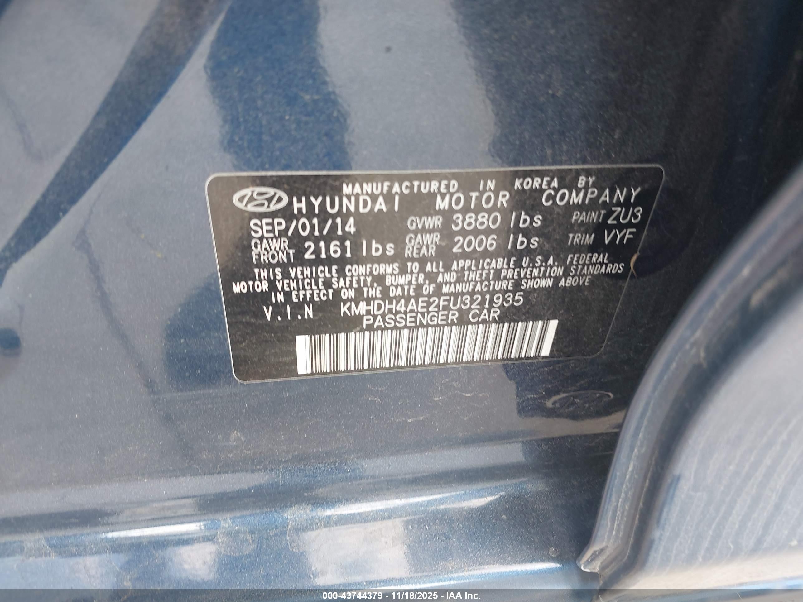 HYUNDAI ELANTRA image 9