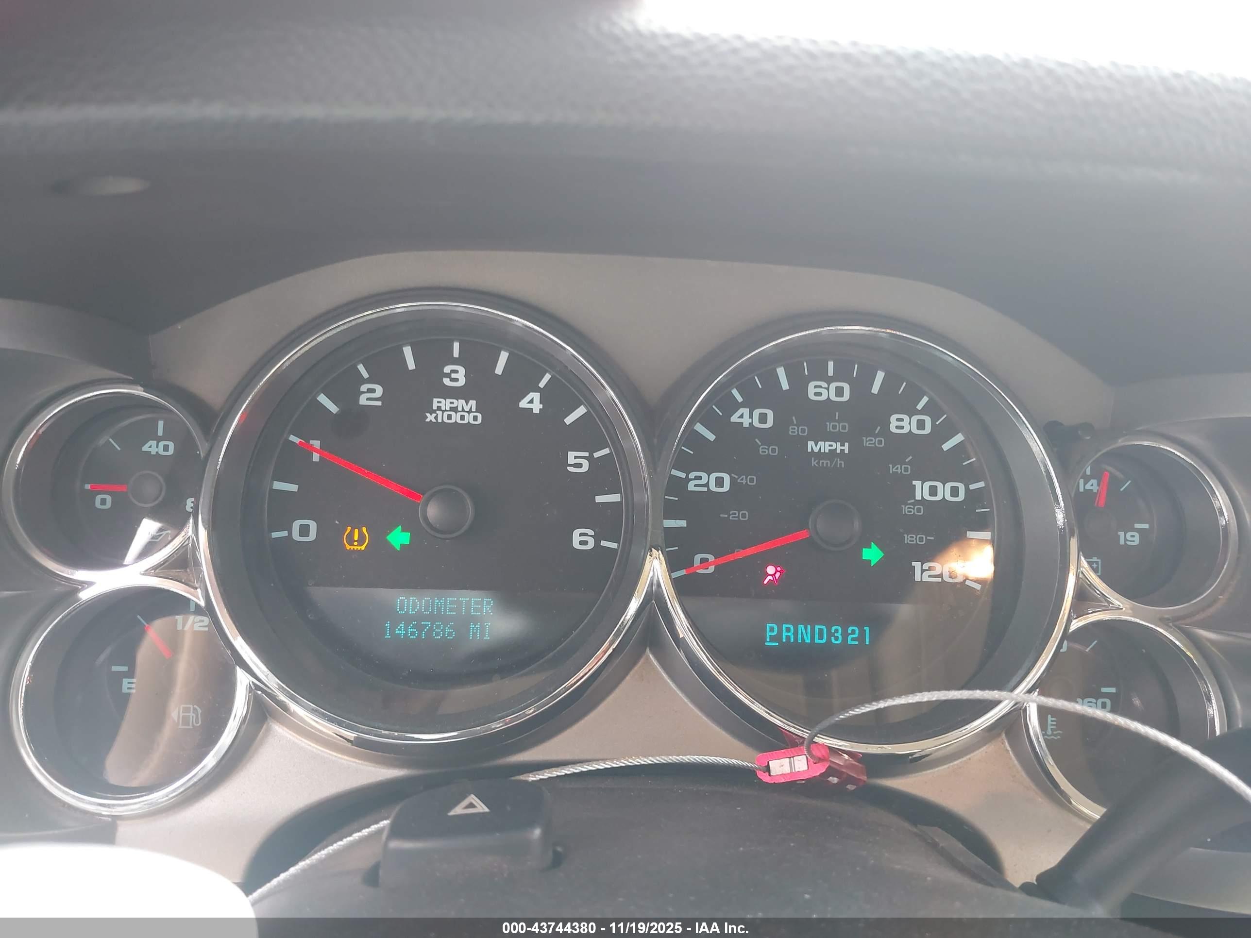 GMC SIERRA image 7