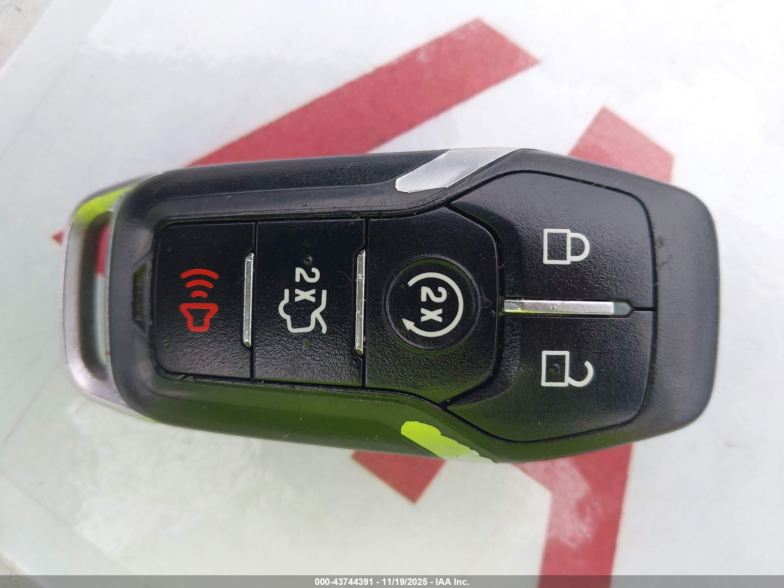 FORD EDGE image 11