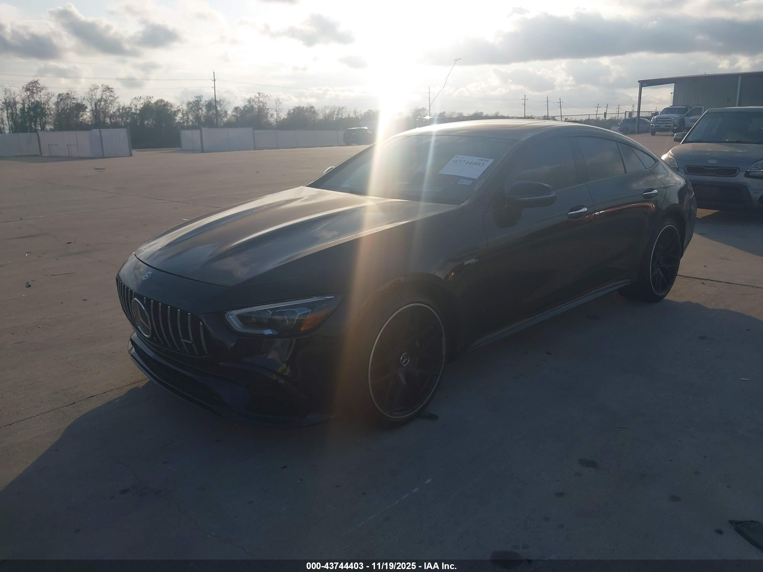 MERCEDES-BENZ AMG image 2
