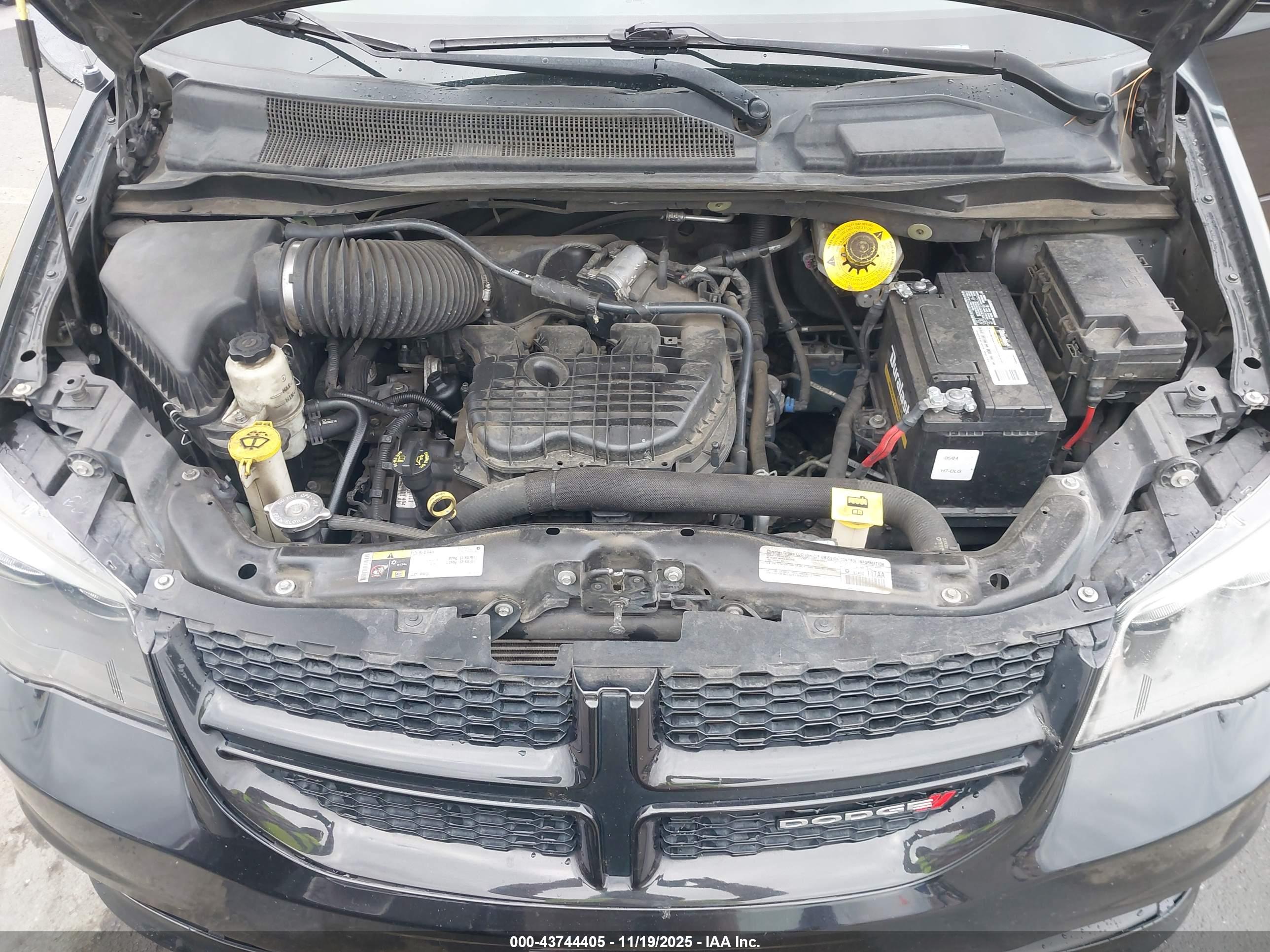 DODGE GRAND image 10