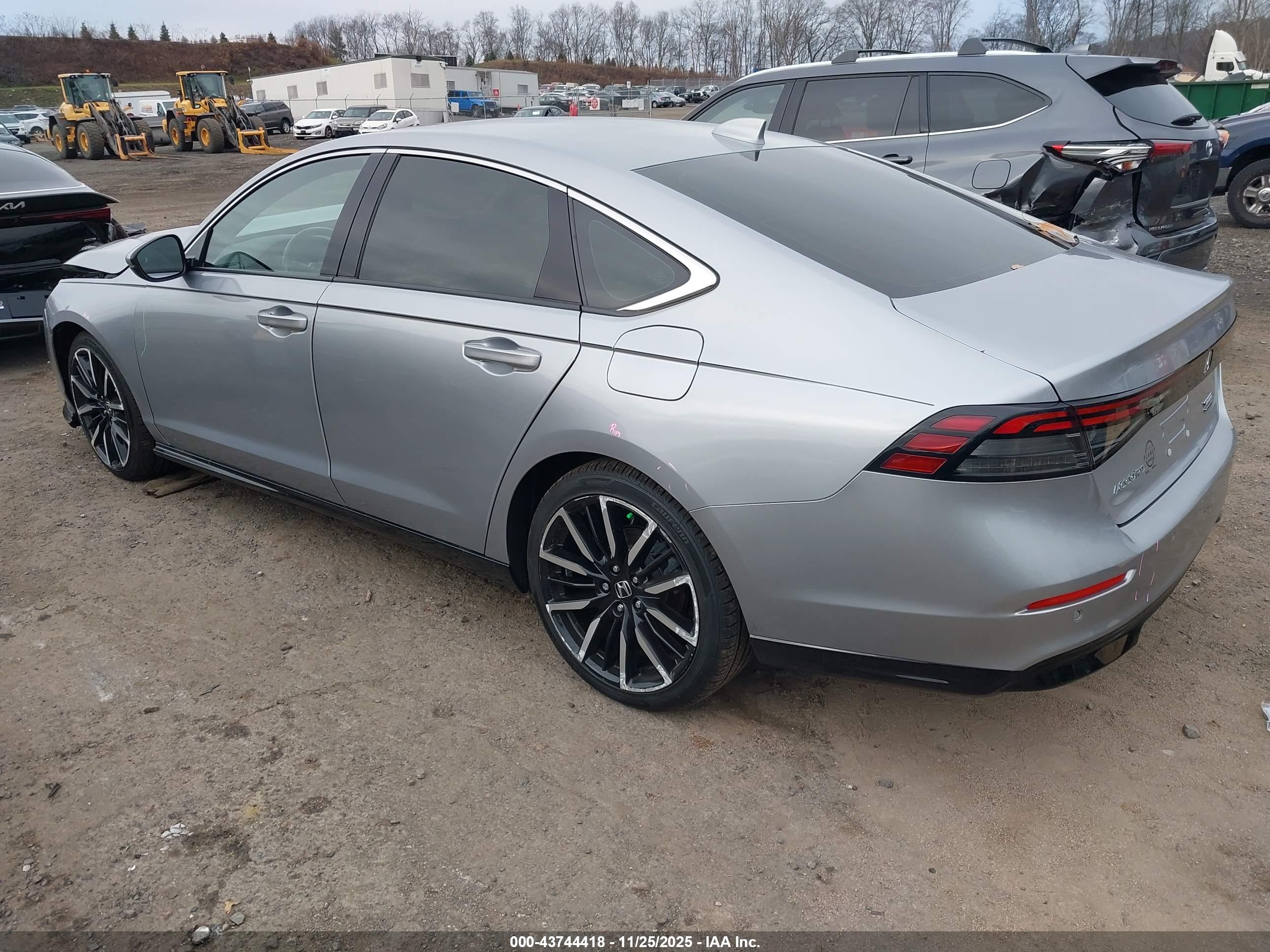 HONDA ACCORD image 3