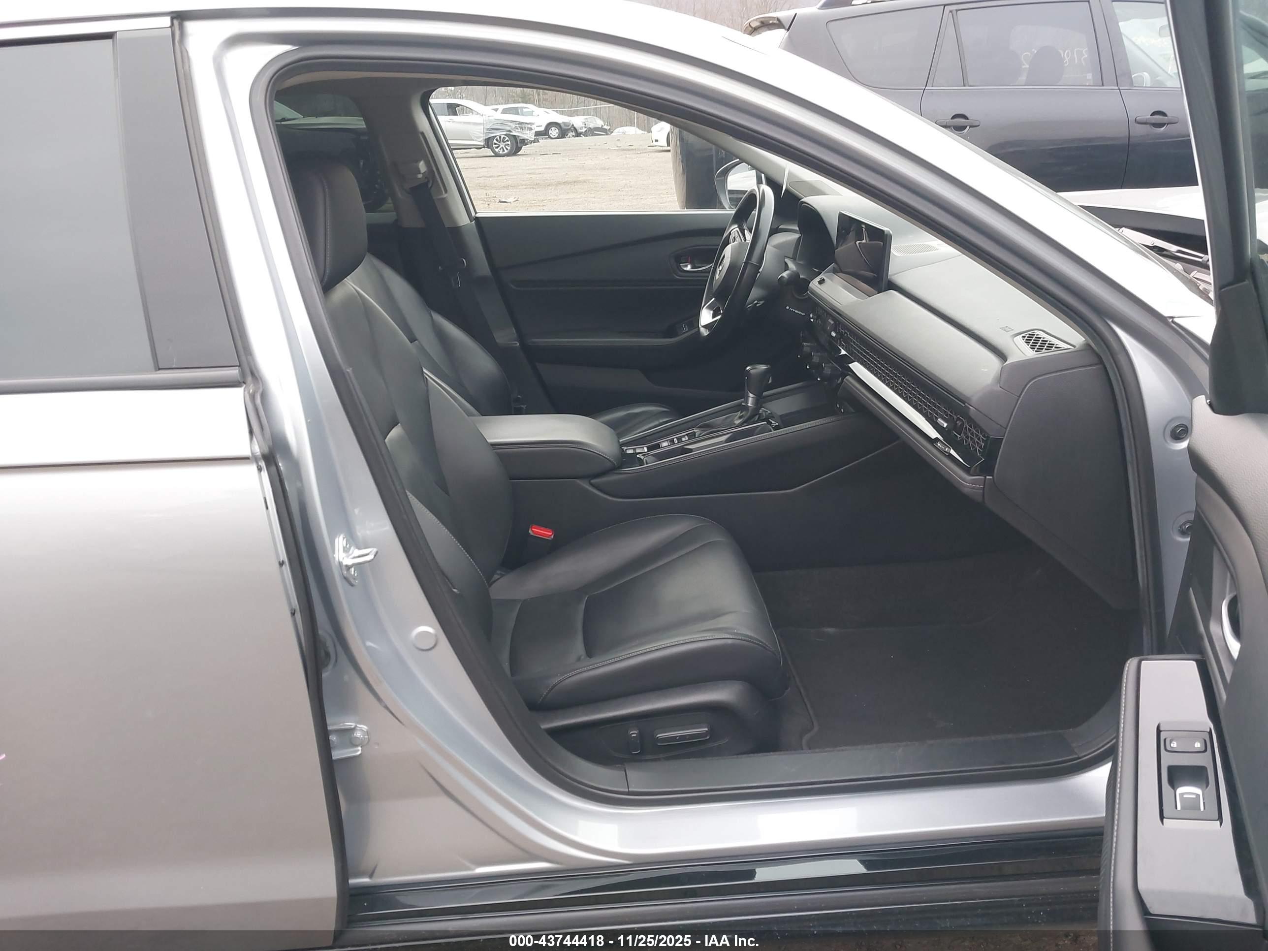 HONDA ACCORD image 5