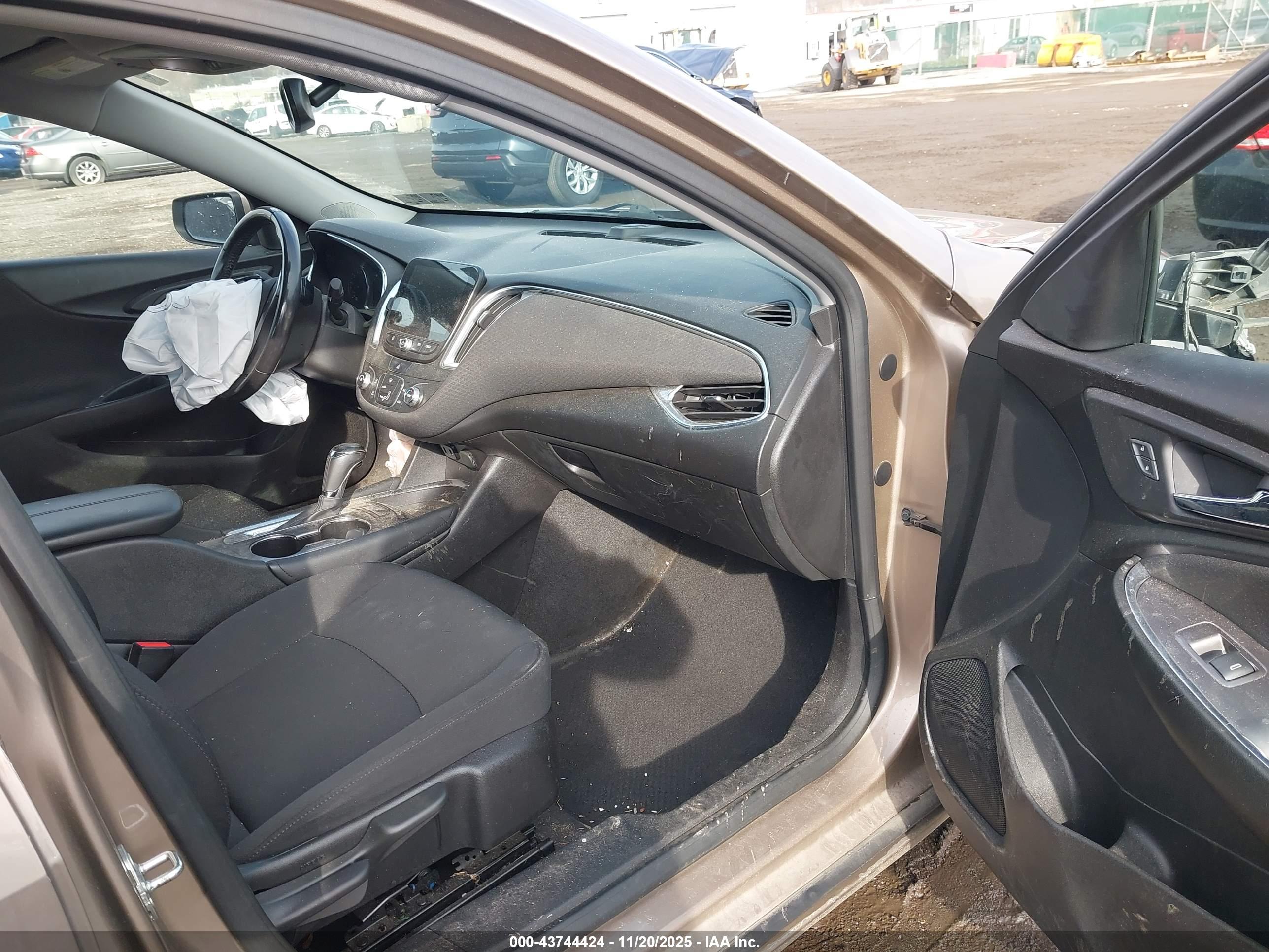 CHEVROLET MALIBU image 5