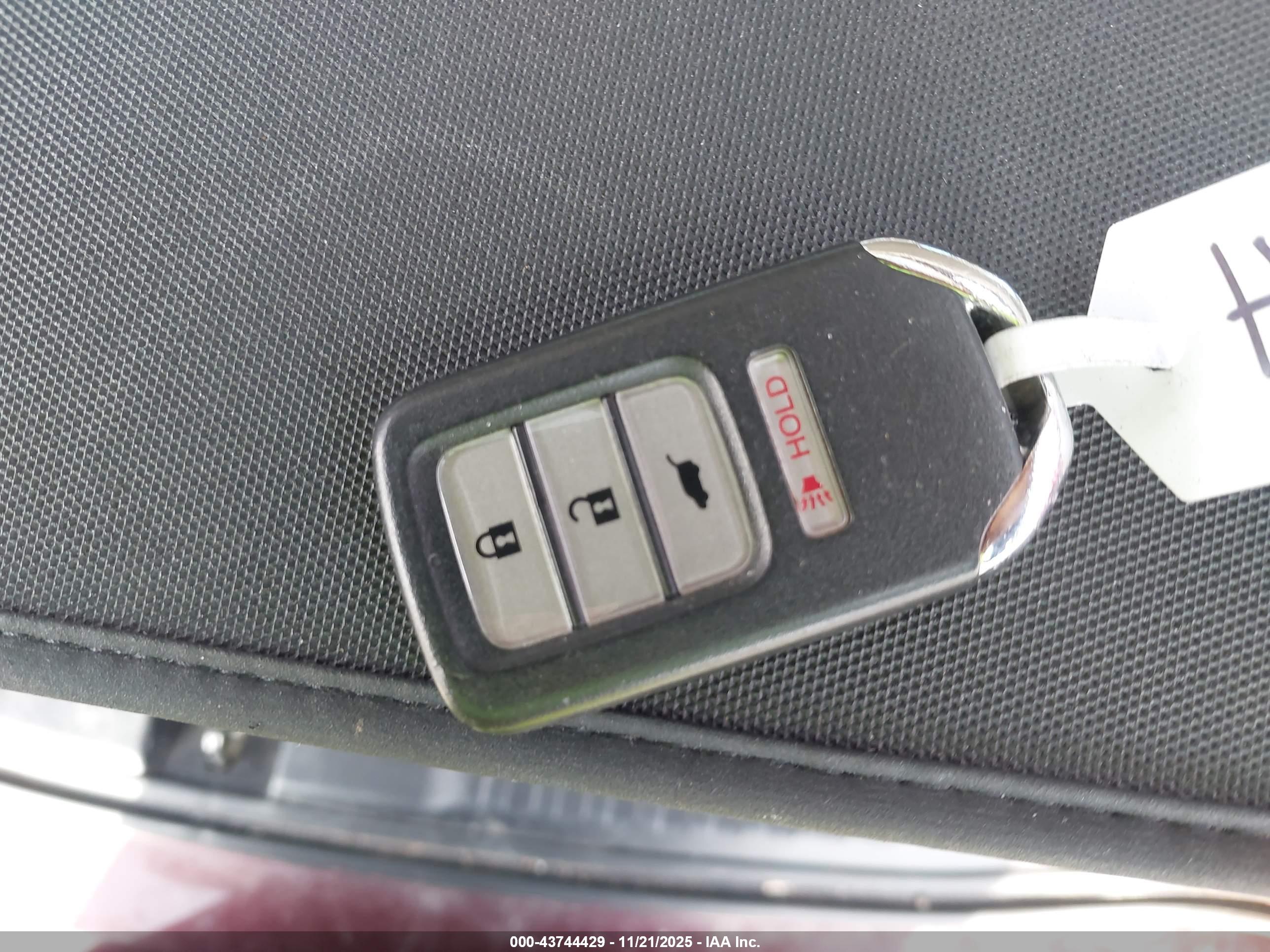 HONDA CR-V image 11