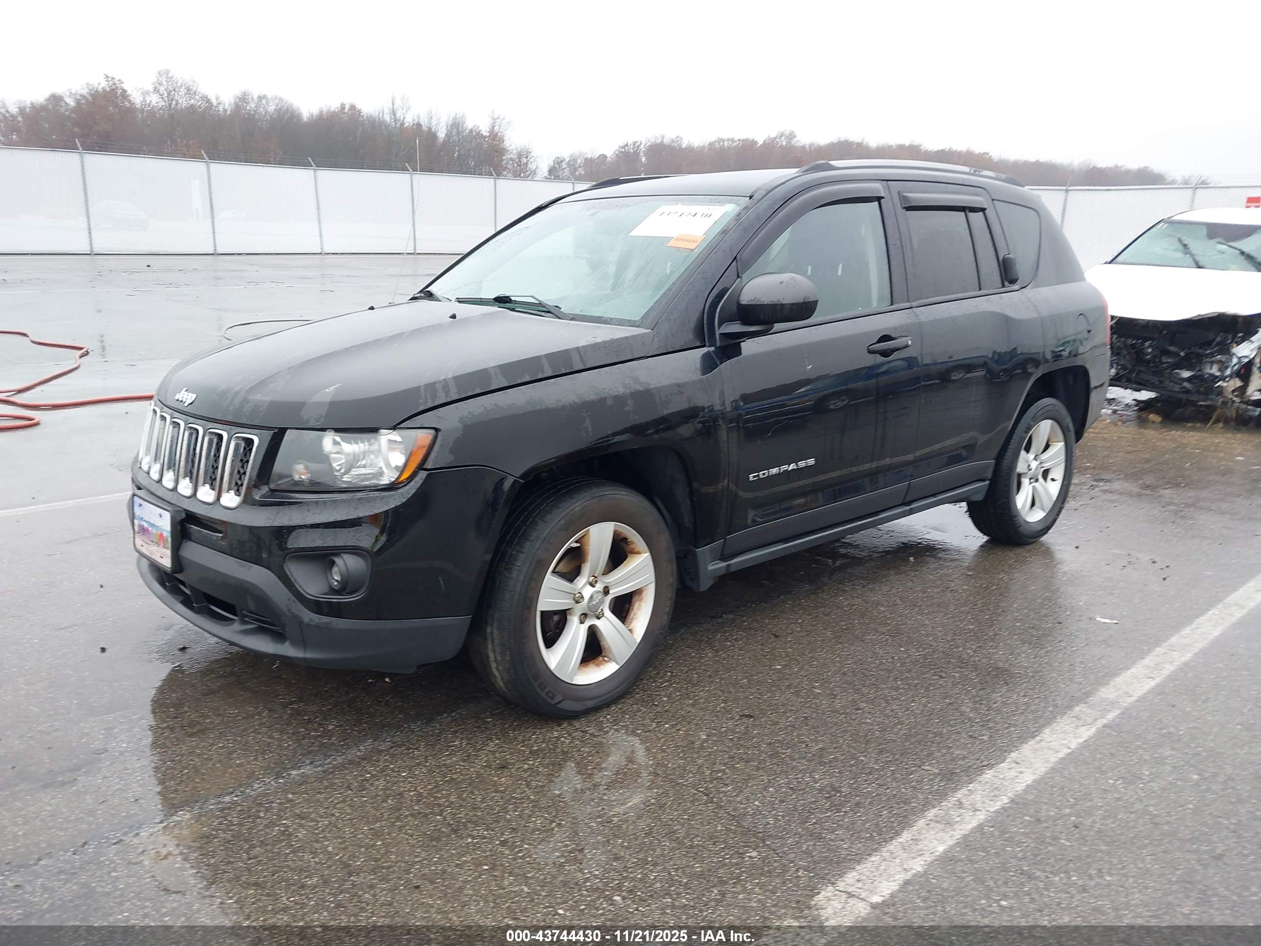 JEEP COMPASS image 2
