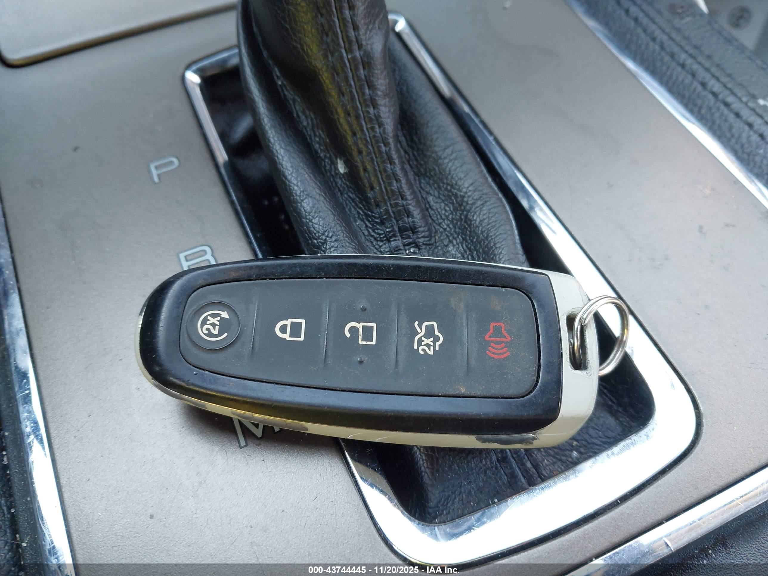 LINCOLN MKX image 11